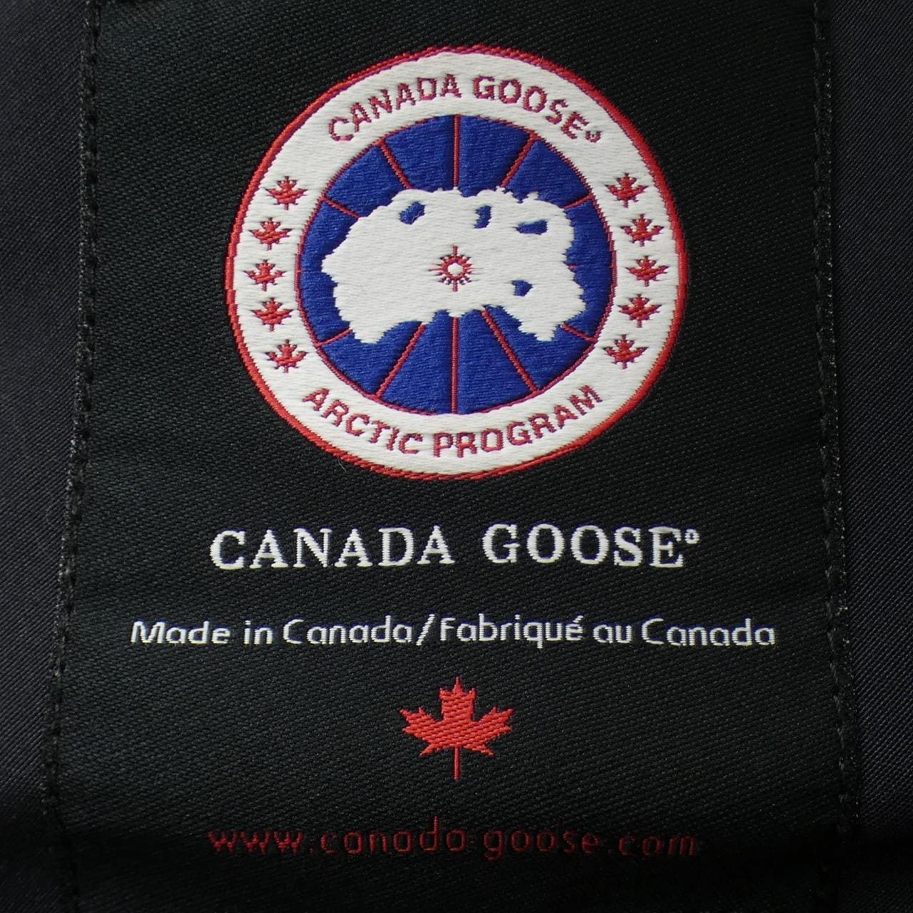 カナダグース CANADA GOOSE 2302JM R ダウンベスト