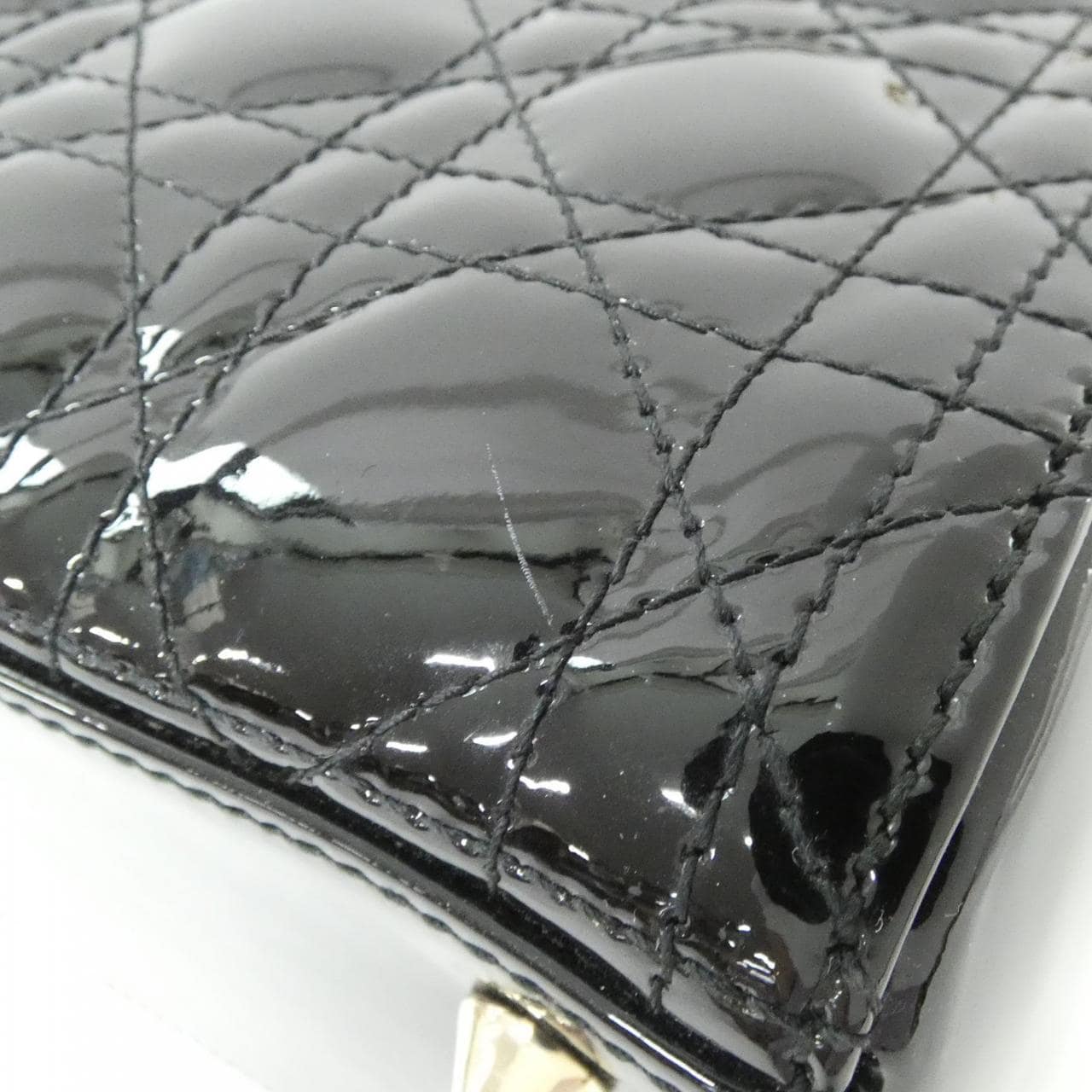 クリスチャンディオール レディ ディオール ミディアム M0565OWCB バッグ