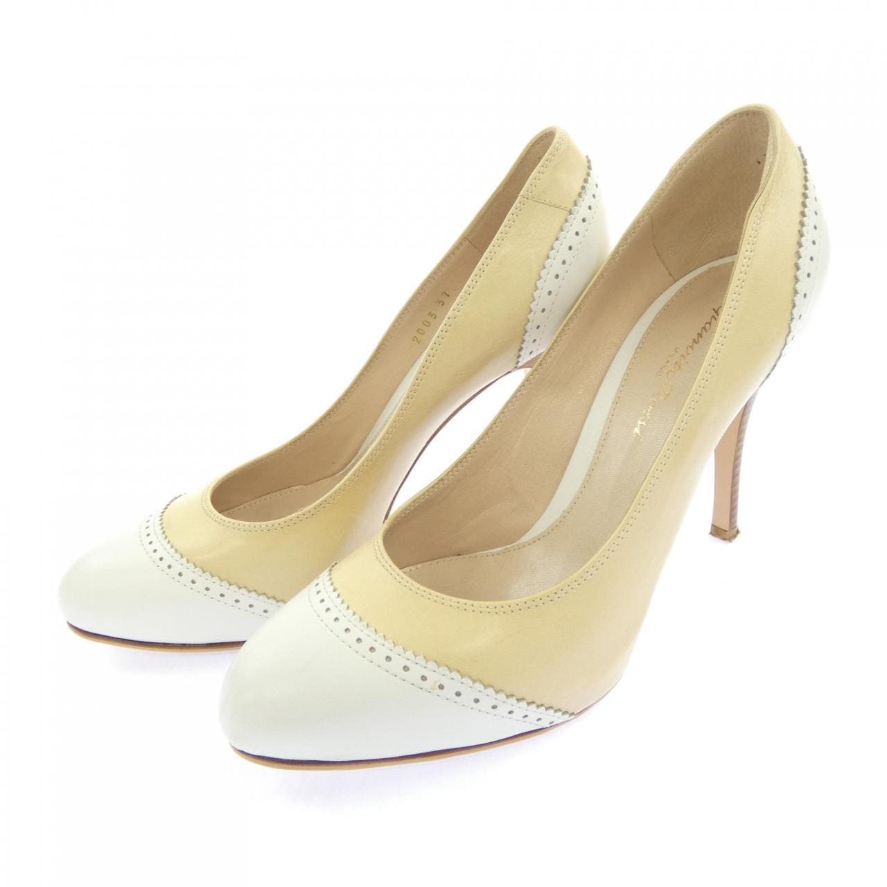 ジャンヴィトロッシ GIANVITO ROSSI パンプス