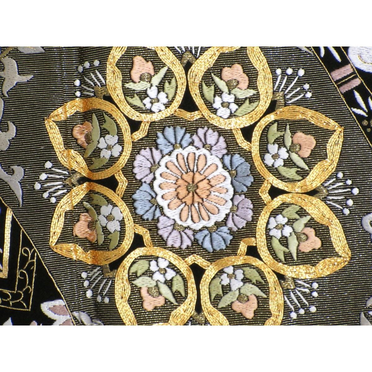 【未使用品】留袖　刺繍加工　蔦　身幅２Ｌ寸
