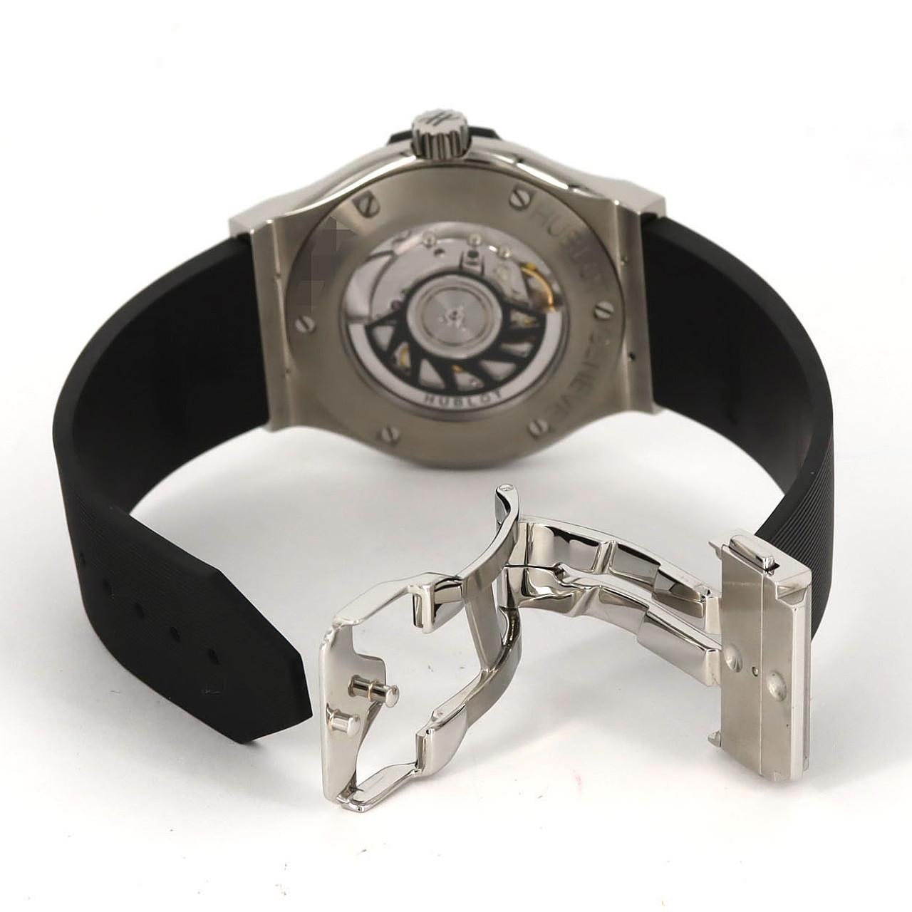 ウブロ クラシックフュージョンチタニウム 542.NX.1170.RX TI 自動巻