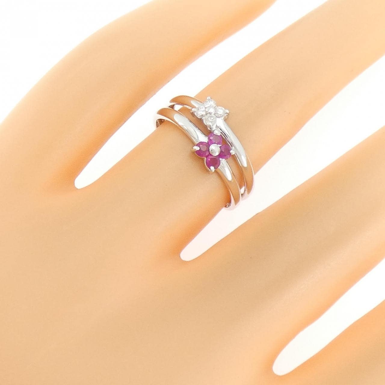 K14WG フラワー ルビー リング