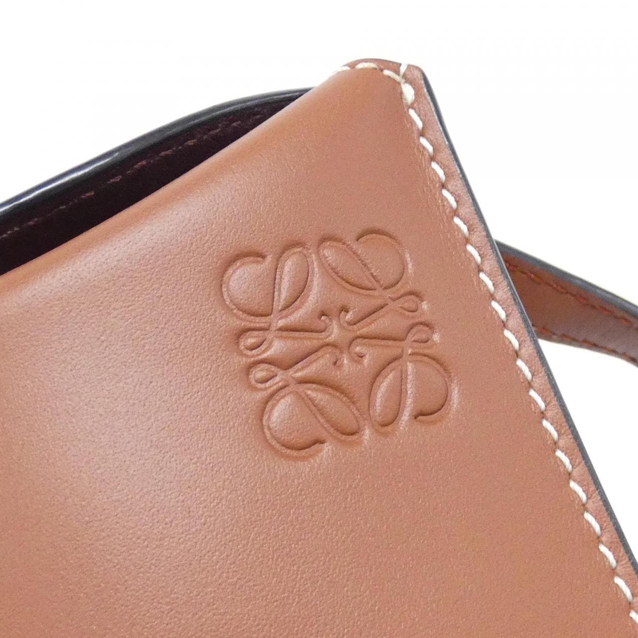 ロエベ ゲート ポケット 109 30 Z42 ショルダーバッグ