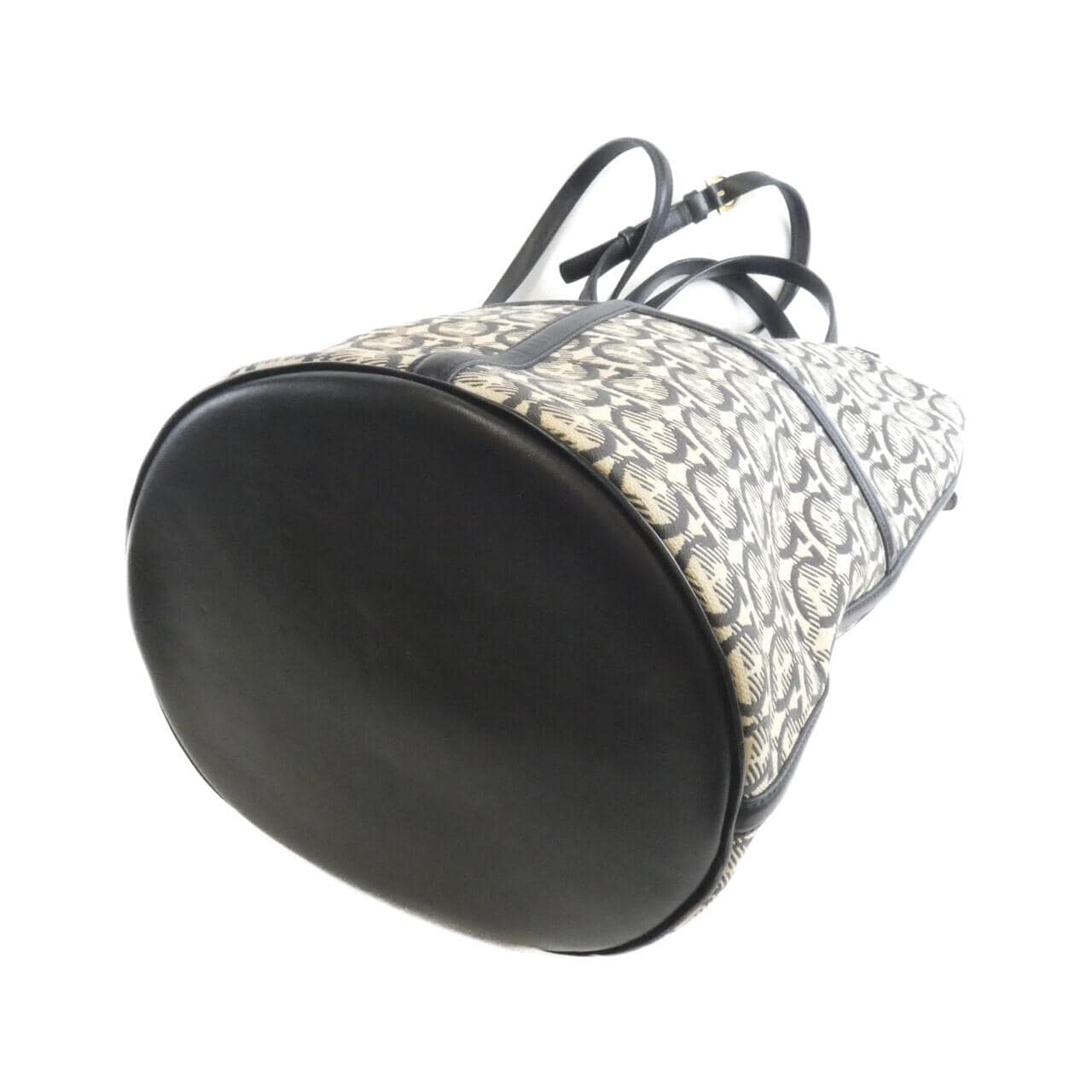 サルヴァトーレフェラガモ 21 H932 バッグ