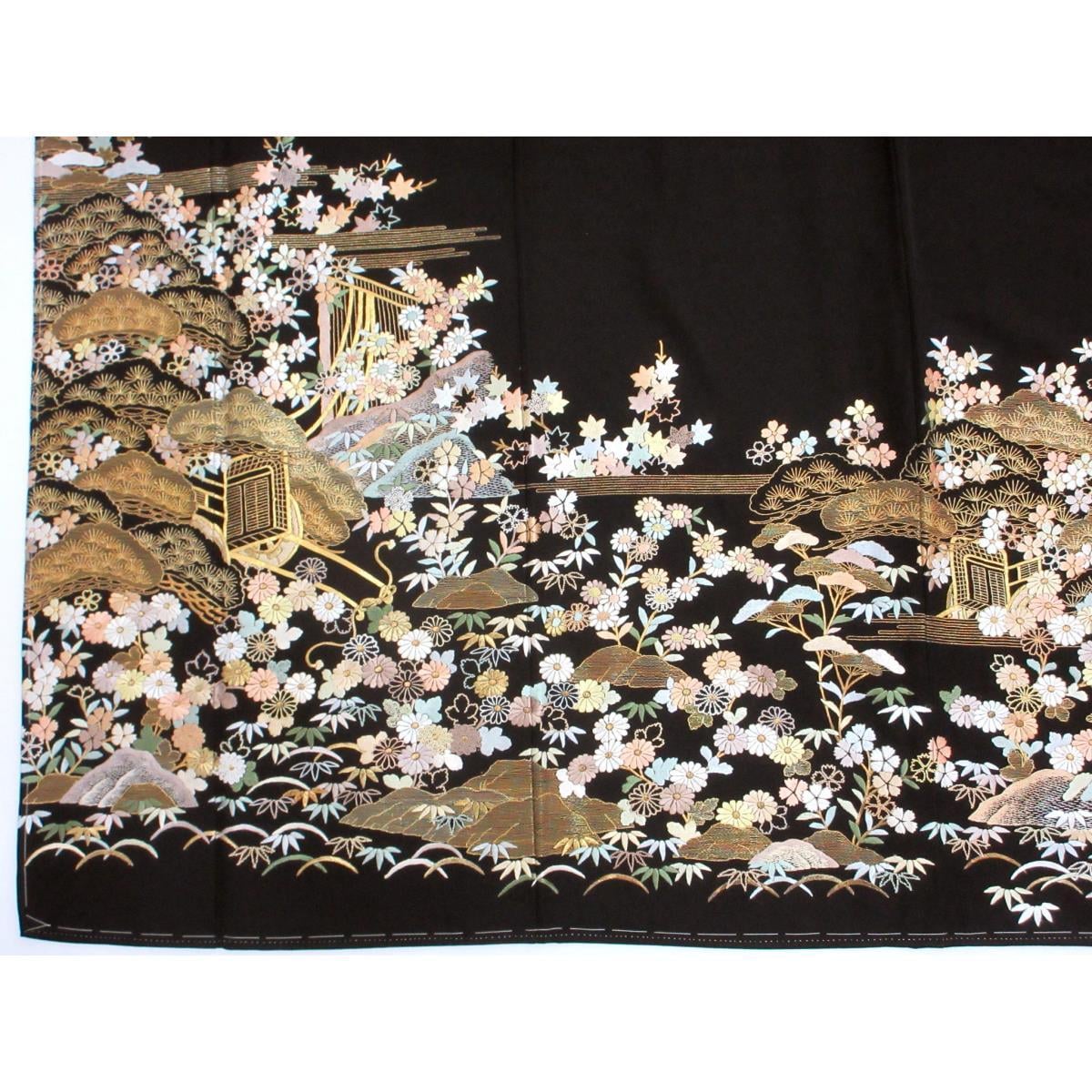 【未使用品】留袖　刺繍加工　片喰