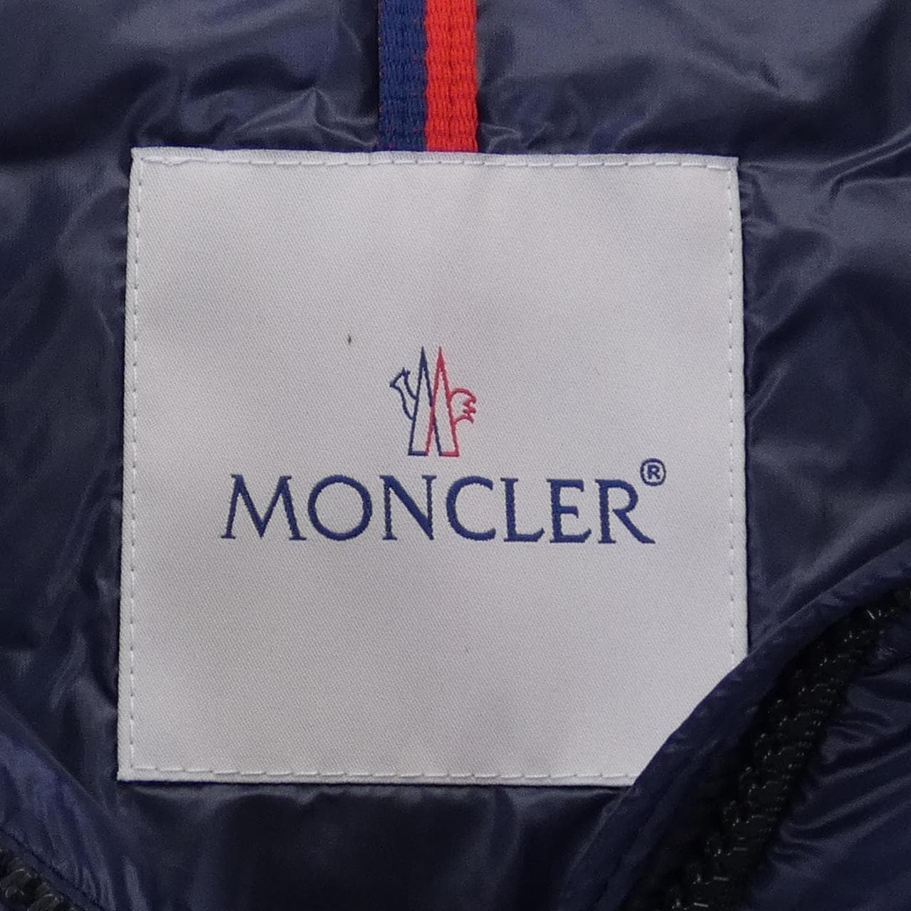 モンクレール MONCLER ダウンジャケット