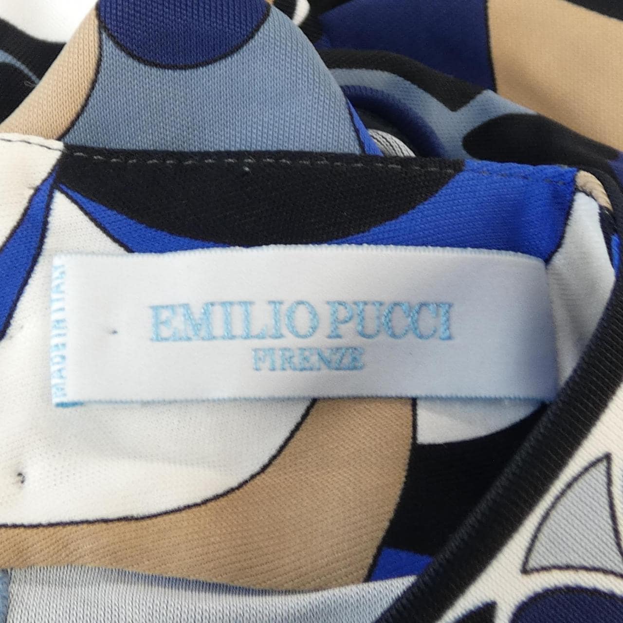 エミリオプッチ EMILIO PUCCI 76RM31 トップス