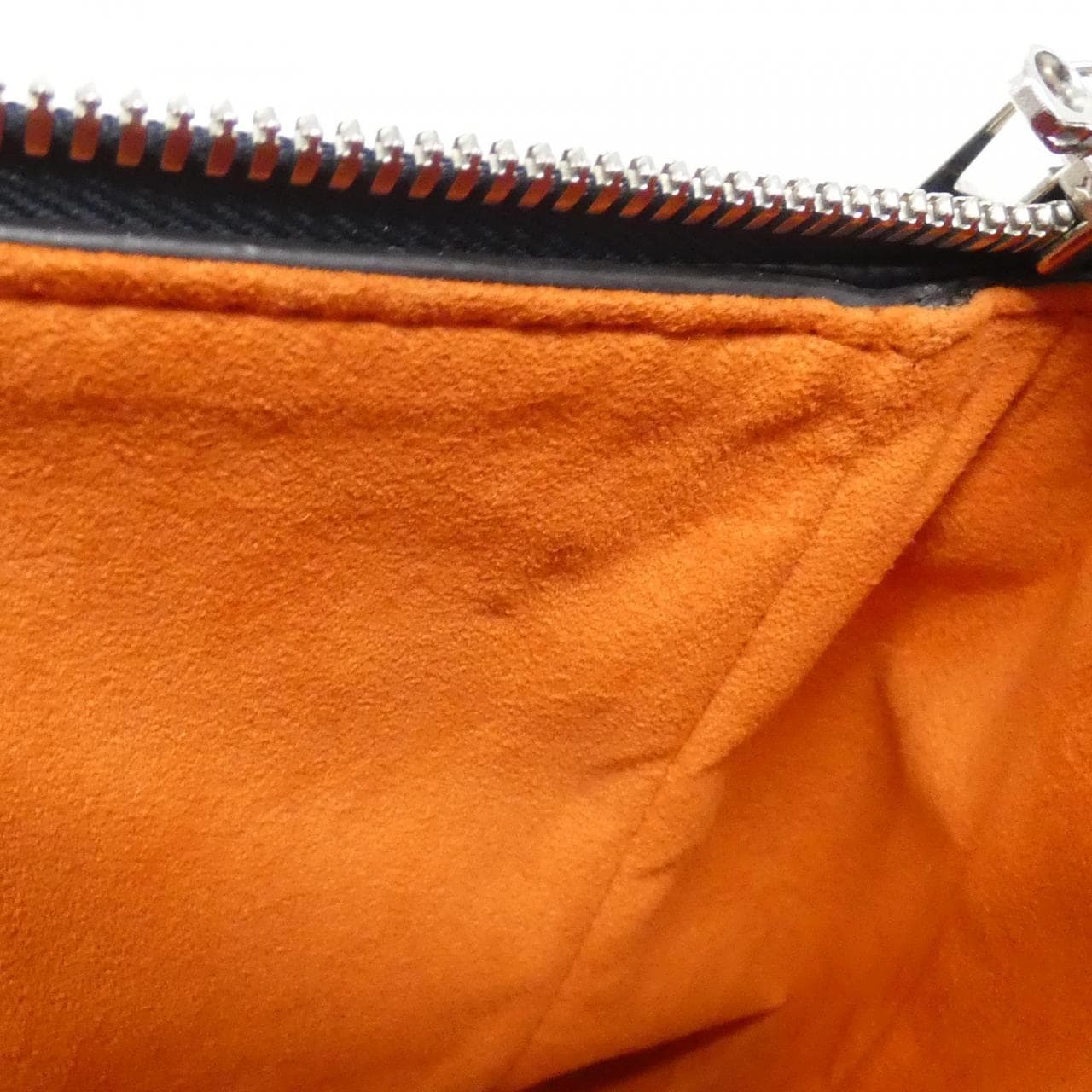 ルイヴィトン トリヨン アルマンド メッセンジャ- M42685 ショルダーバッグ