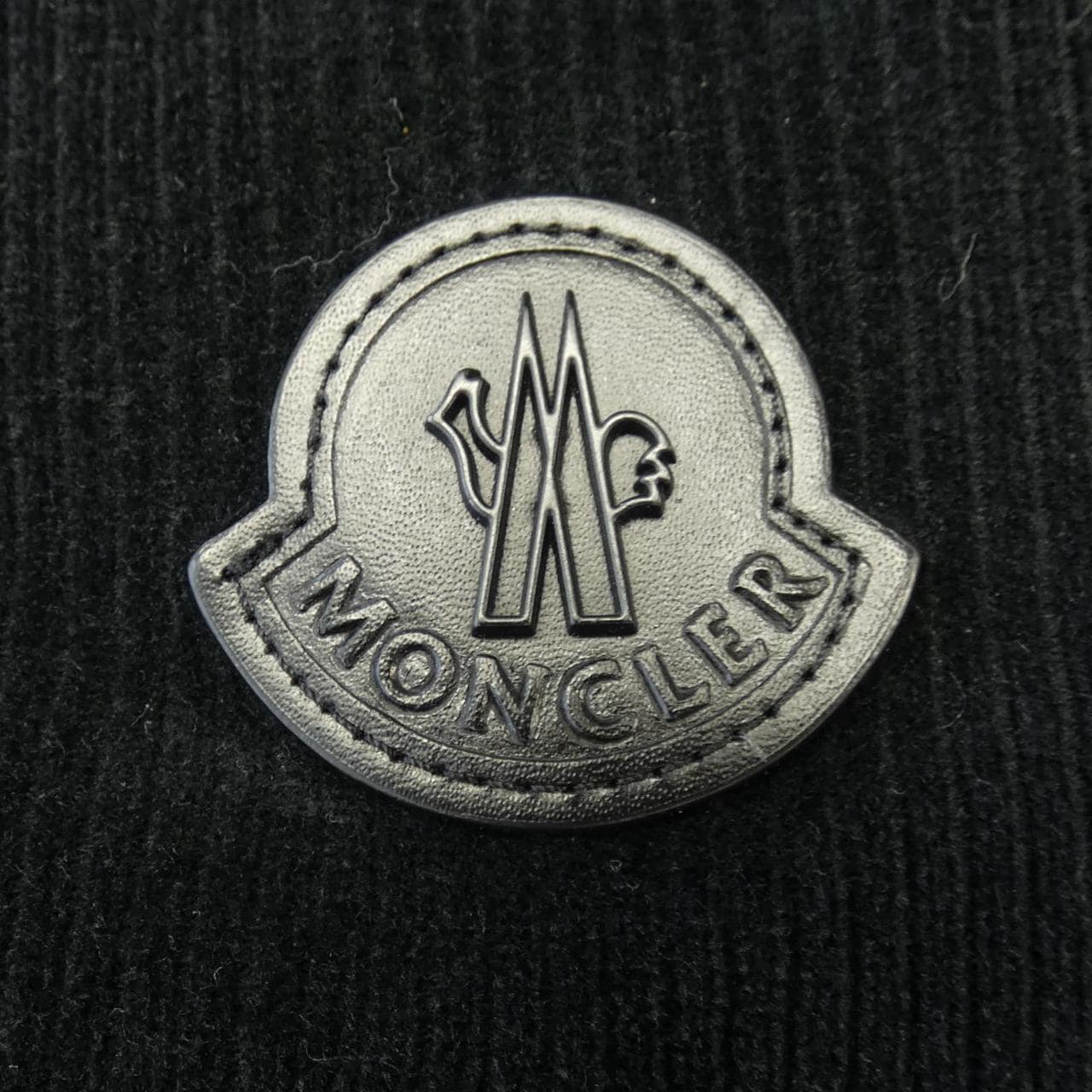 モンクレール MONCLER ダウンジャケット