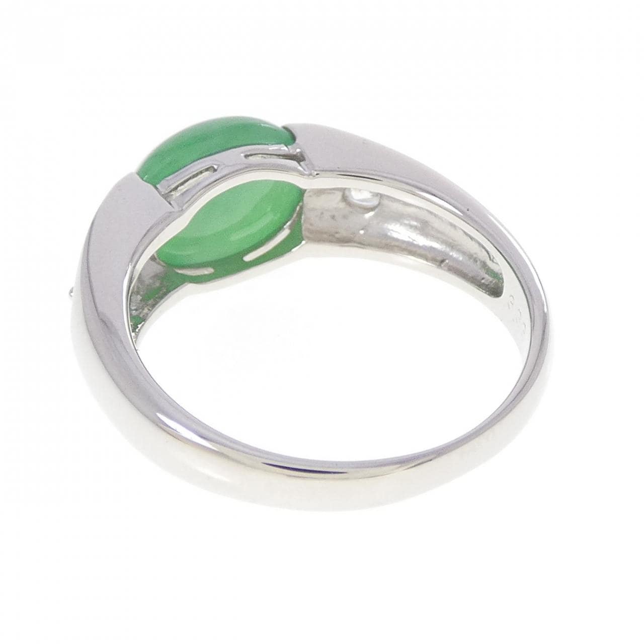 PT900 ヒスイ リング 3.23CT
