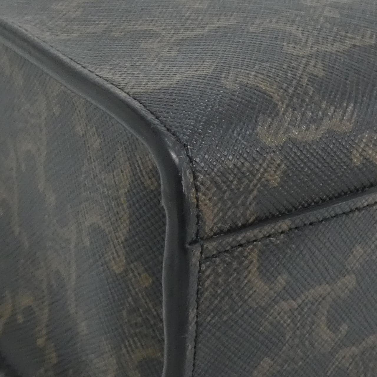 セリーヌ スモール バーティカル カバ 191542BZK バッグ