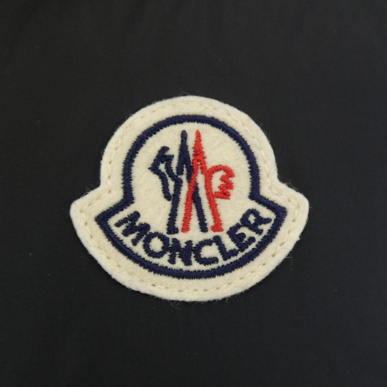 【新品】モンクレール MONCLER TUQUEROUYE ダウンベスト