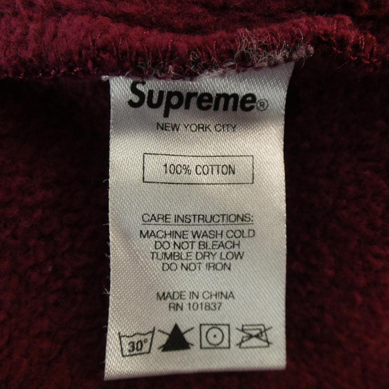 SUPREME三色连帽PARKER