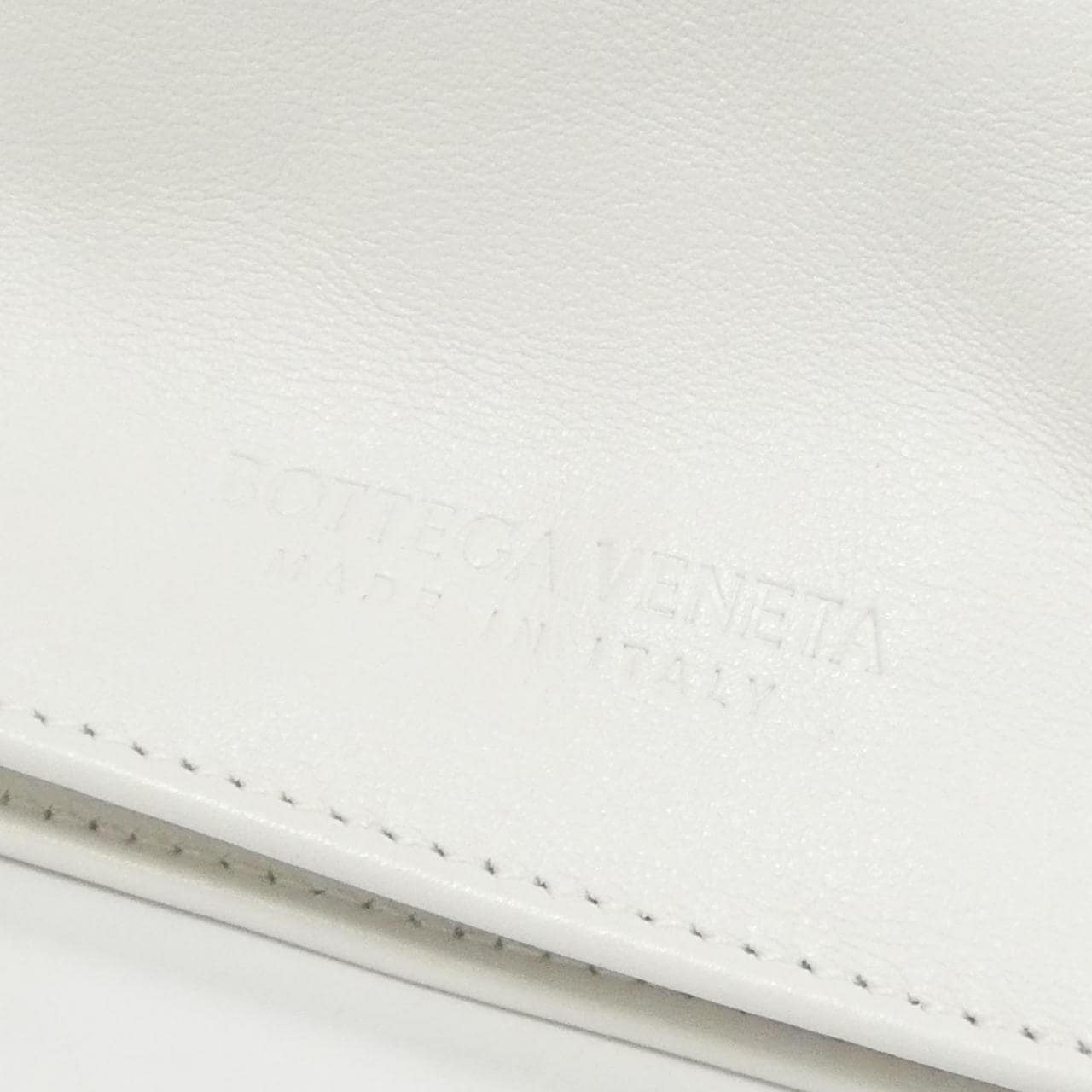 ボッテガヴェネタ 607964 VCP40 バッグ