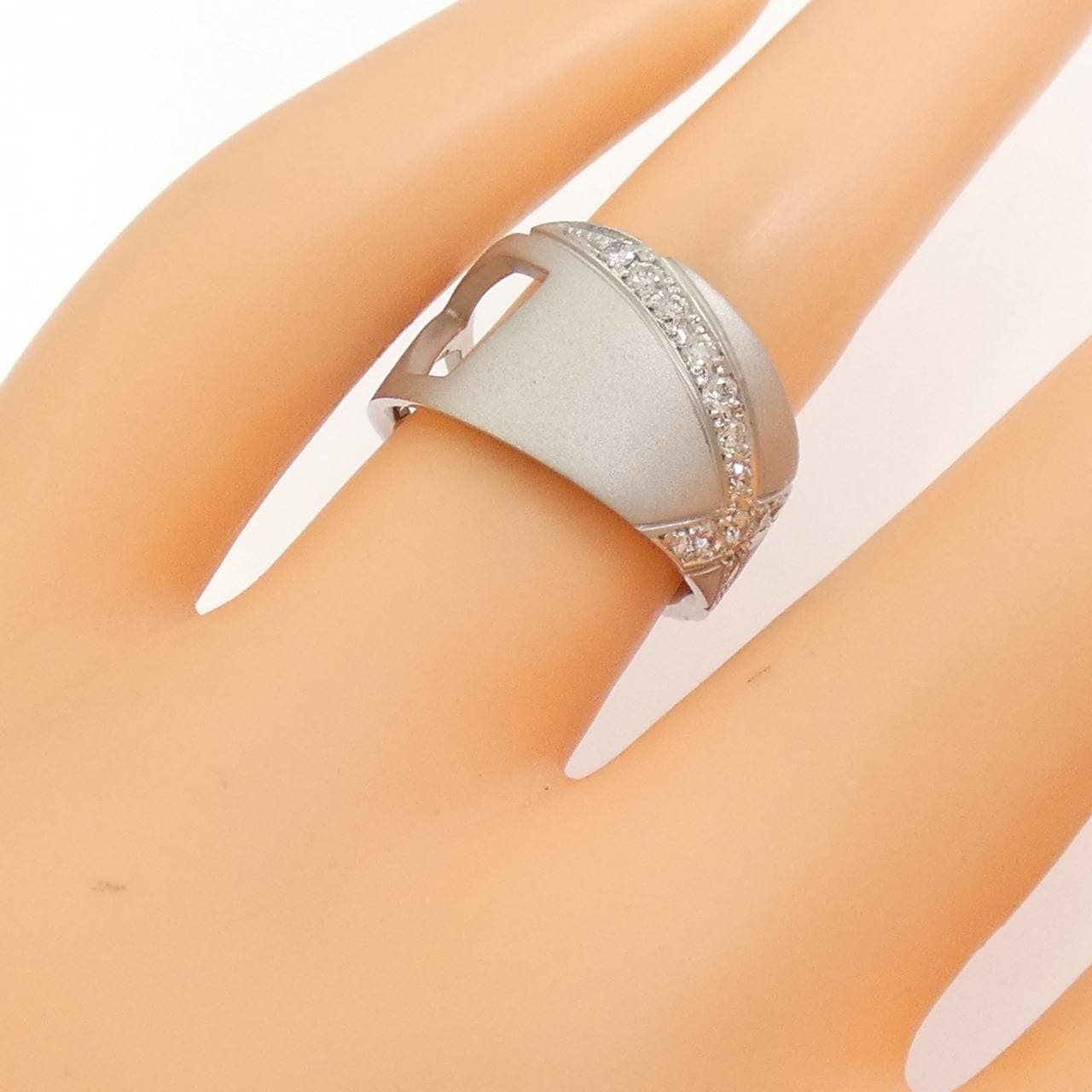 PT ダイヤモンド リング 0.30CT