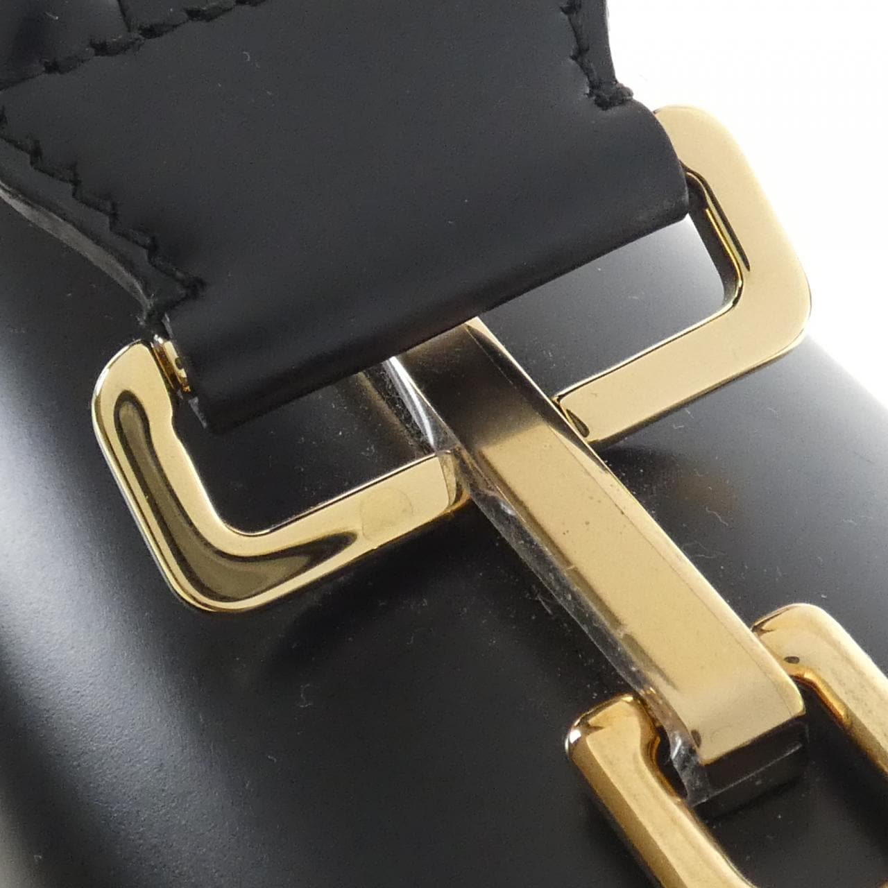 サルヴァトーレフェラガモ 21 G649 バッグ