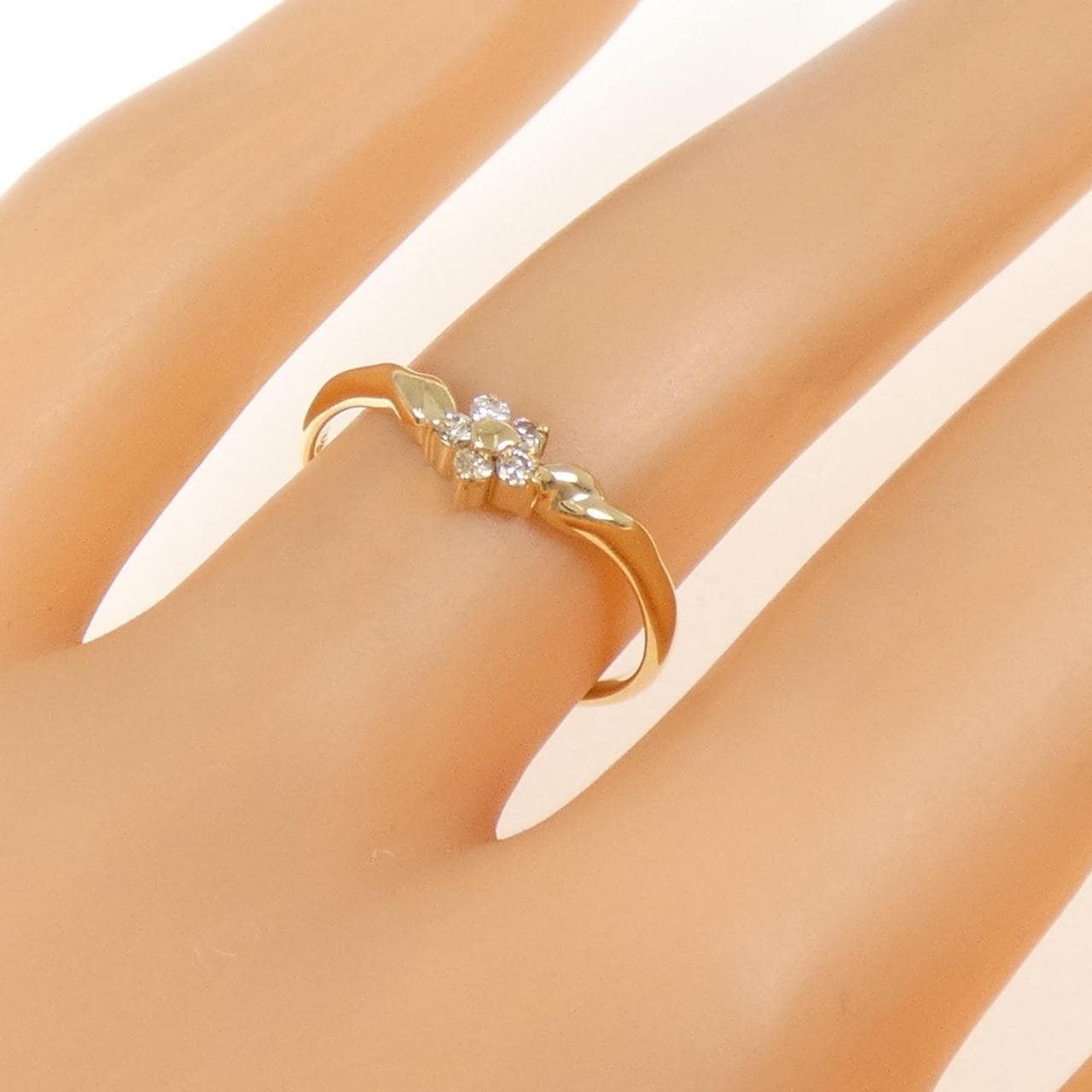 K18YG フラワー ダイヤモンド リング