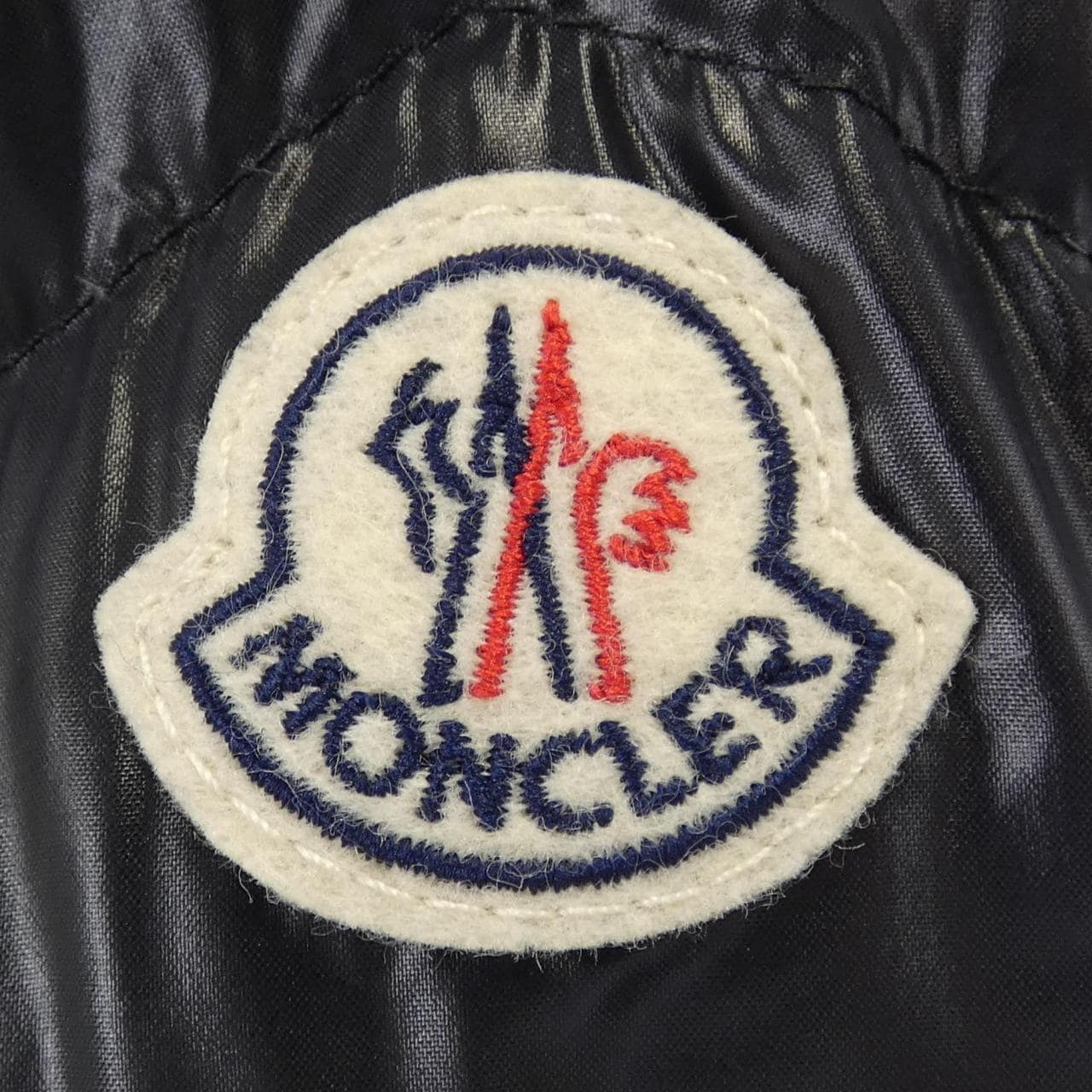 MONCLER蒙克勒羽绒服