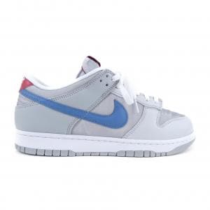 ナイキ NIKE スニーカー