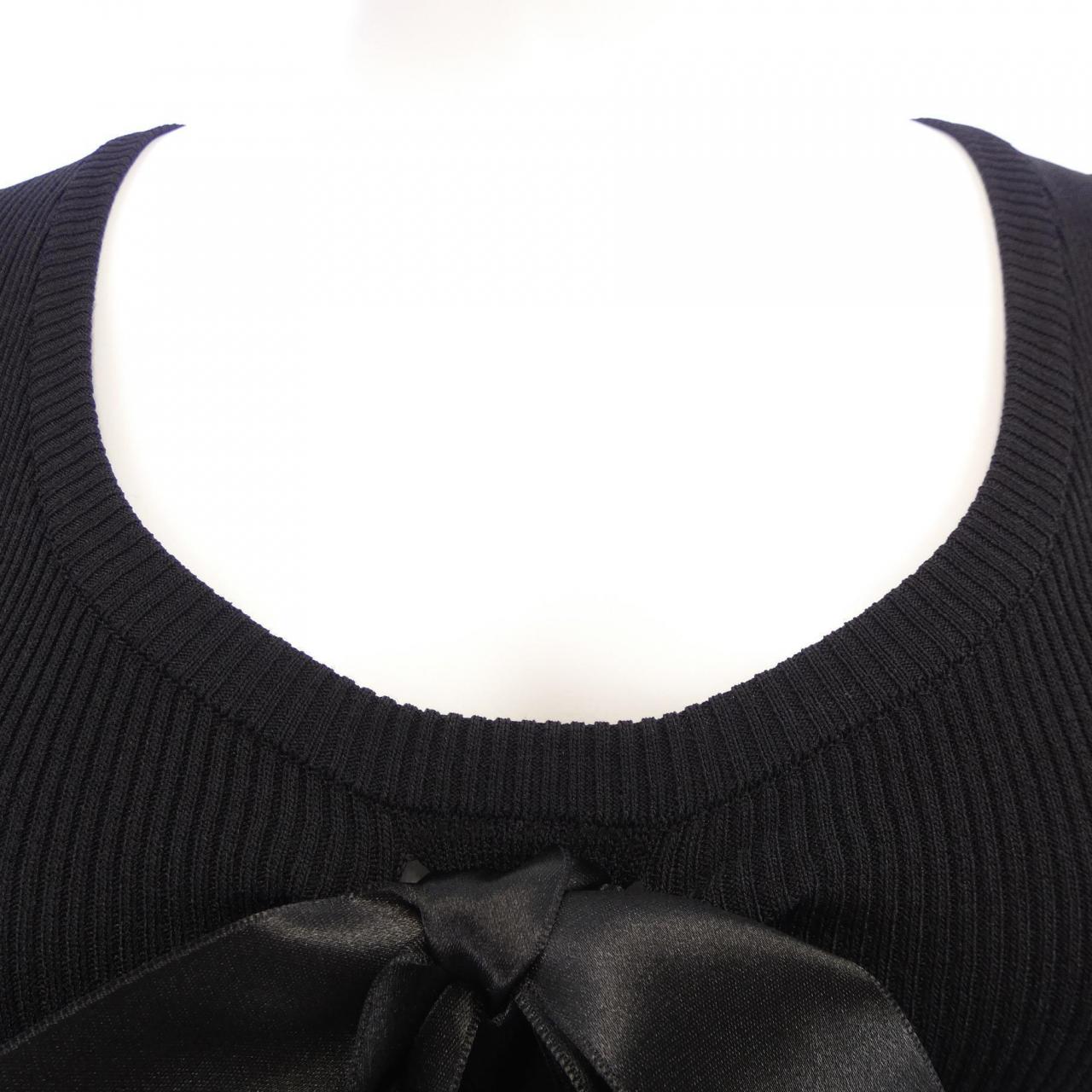 ブティックモスキーノ BOUTIQUE MOSCHINO ニット