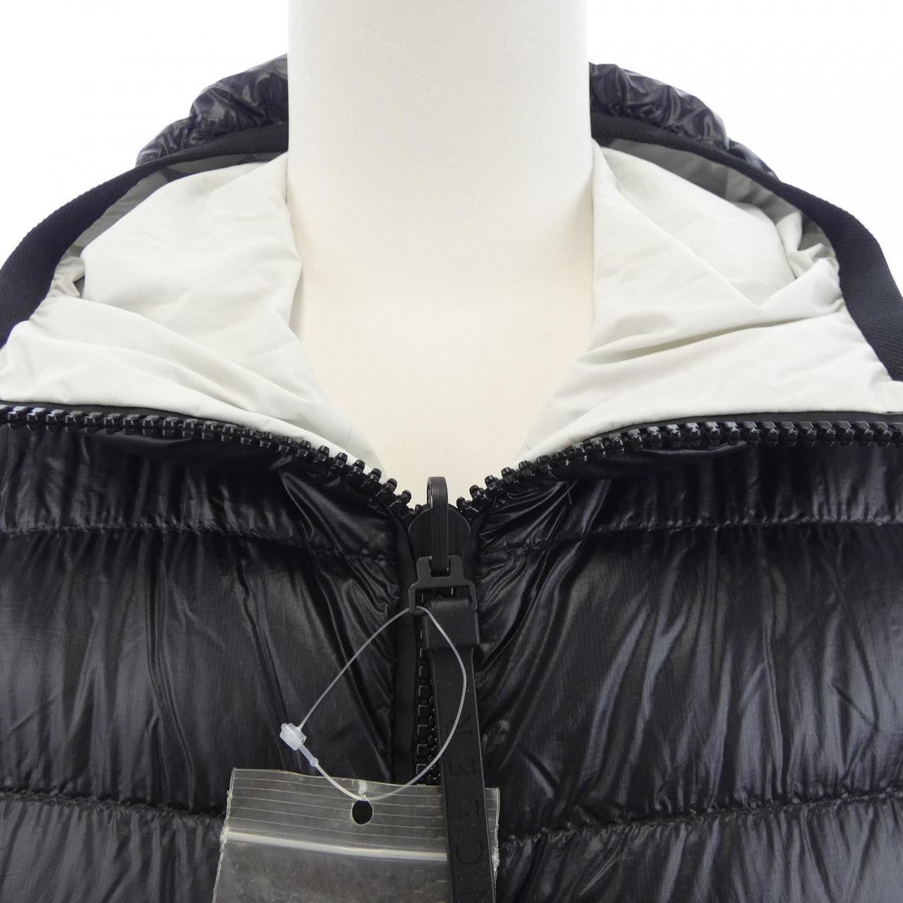 モンクレールグルノーブル MONCLER GRENOBLE BARSAC ダウンジャケット