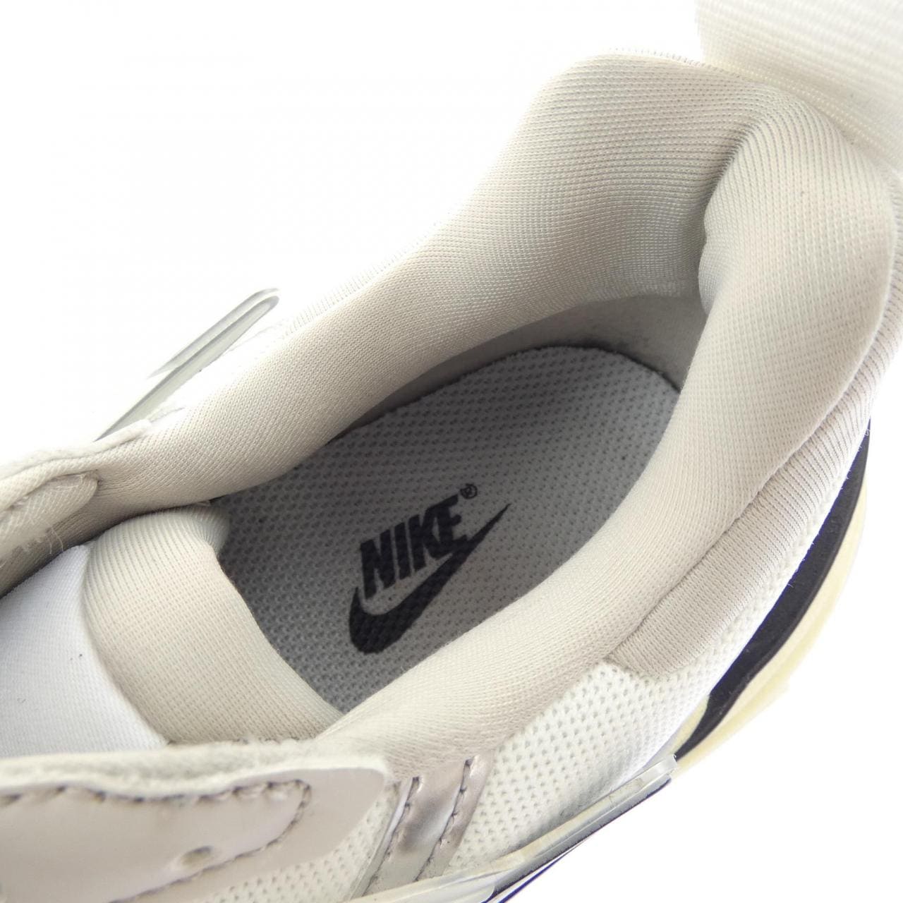 ナイキ NIKE FD0736-100 スニーカー