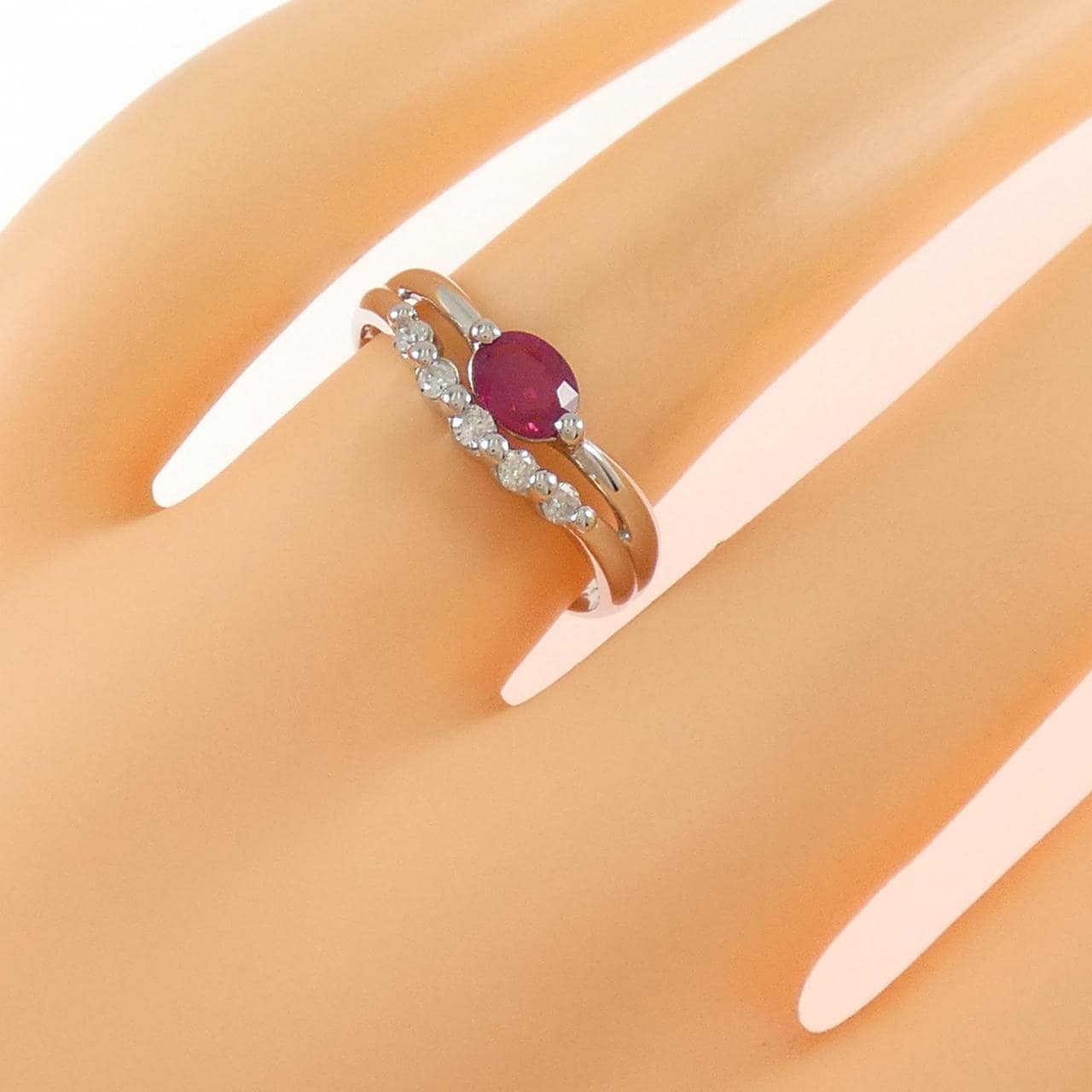 PT900红宝石戒指