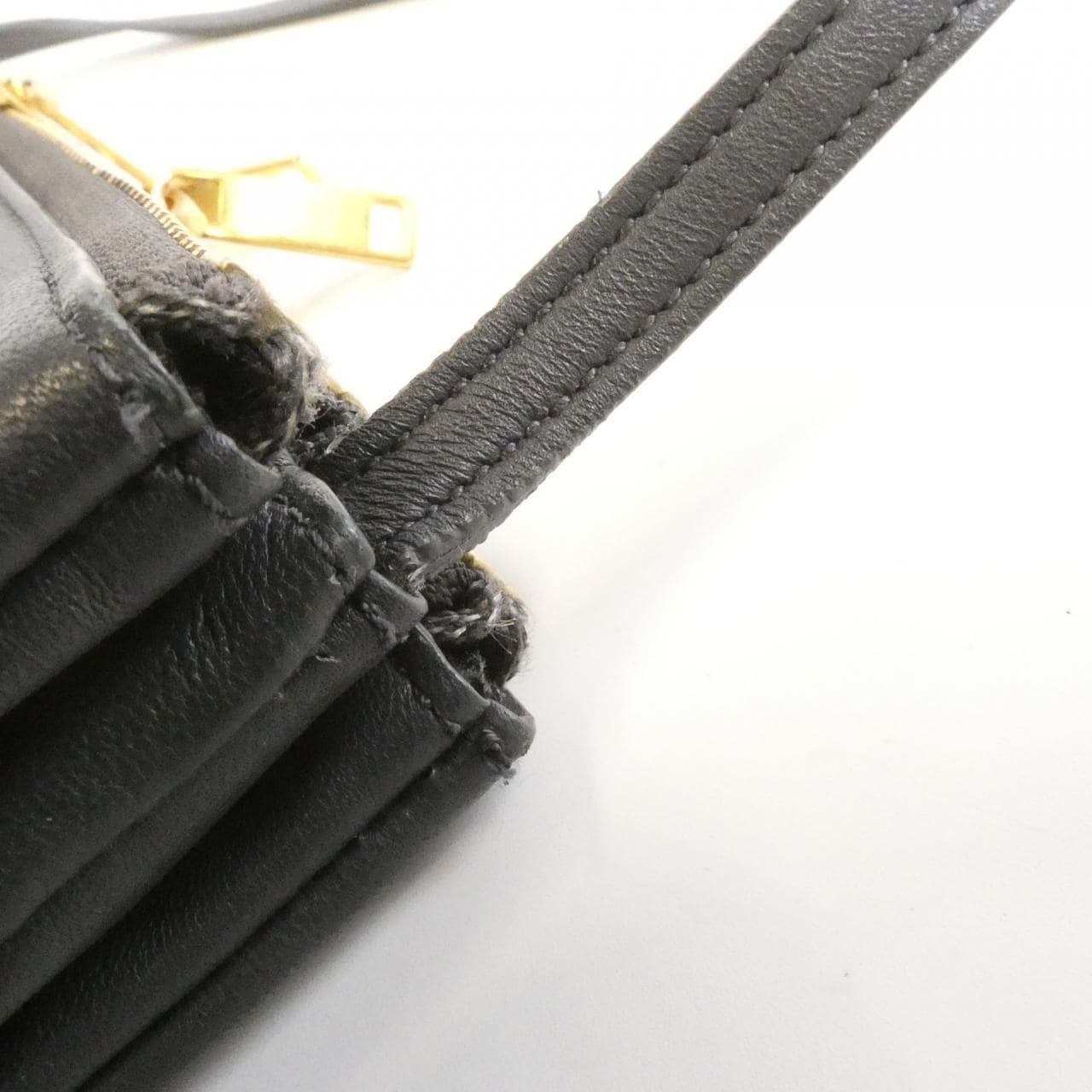 セリーヌ ラージ トリオ 187613BEB ショルダーバッグ