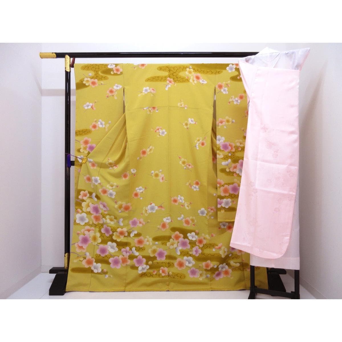 【未使用品】振袖　友禅金彩加工　きもの・長襦袢　２点セット