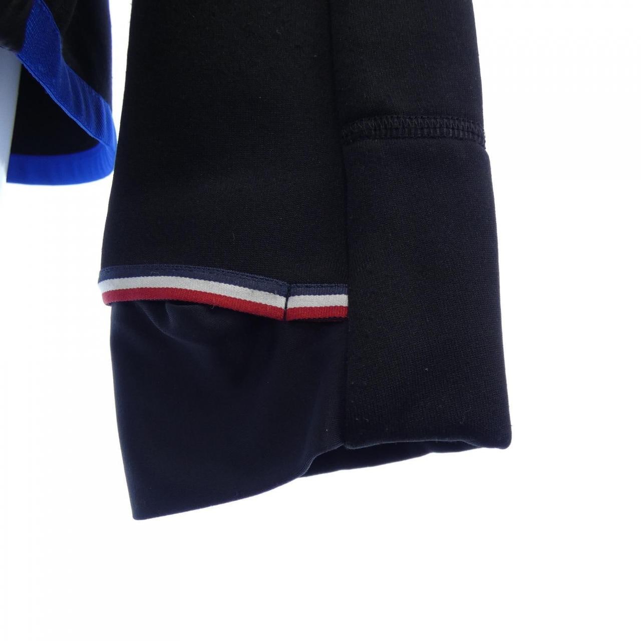 モンクレールグルノーブル MONCLER GRENOBLE 20978G00018 ダウンジャケット