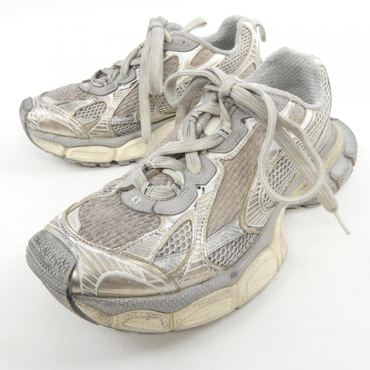 バレンシアガ BALENCIAGA 3XL 734734 スニーカー