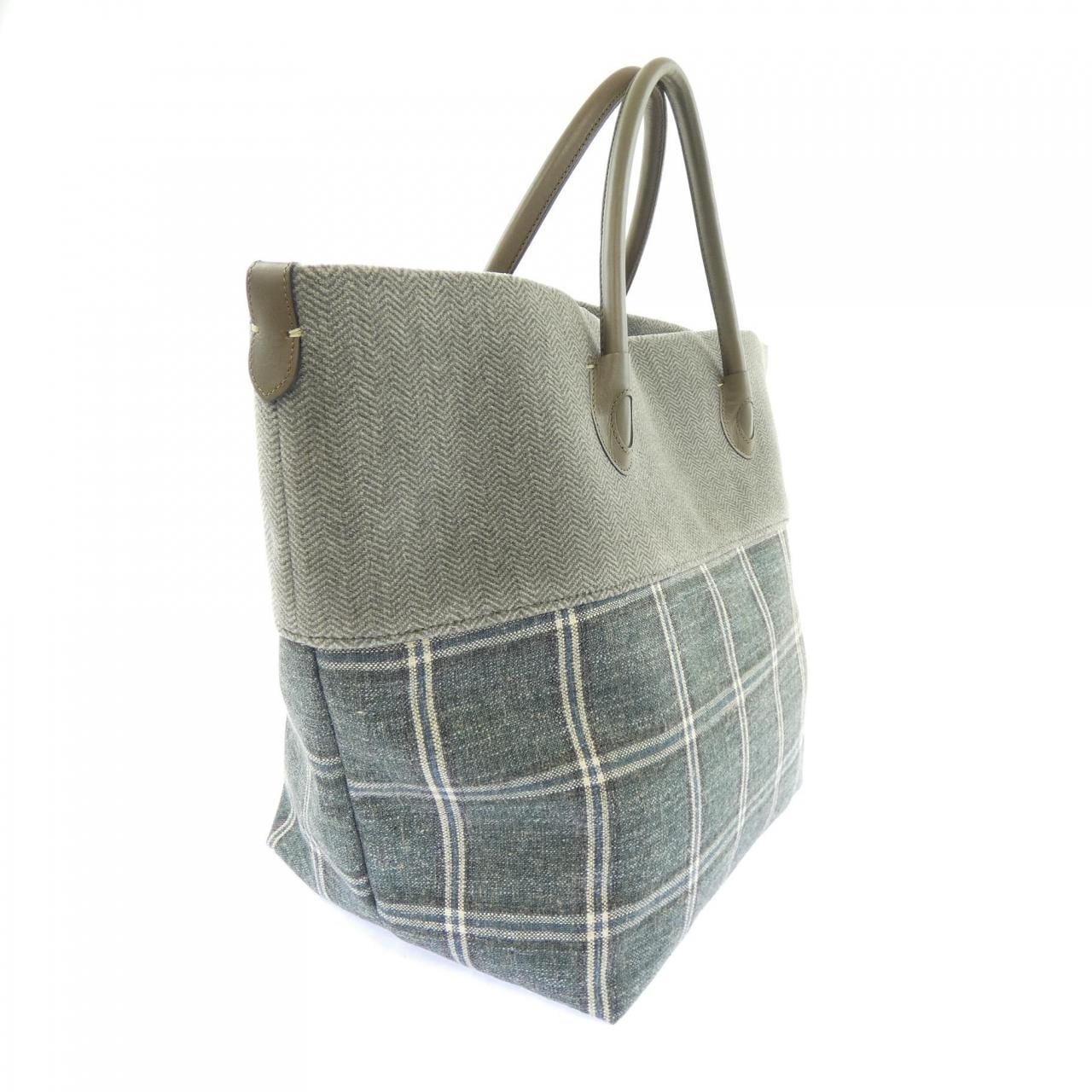 アヴァケーション A VACATION BAG