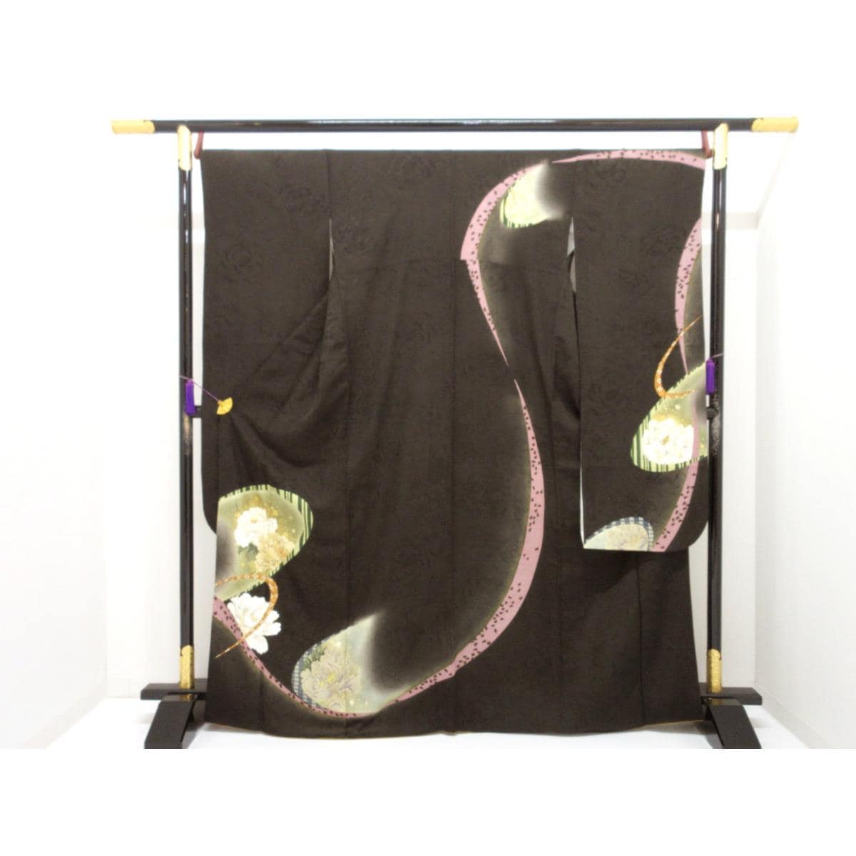 振袖　友禅金彩加工　刺繍入りボカシ染