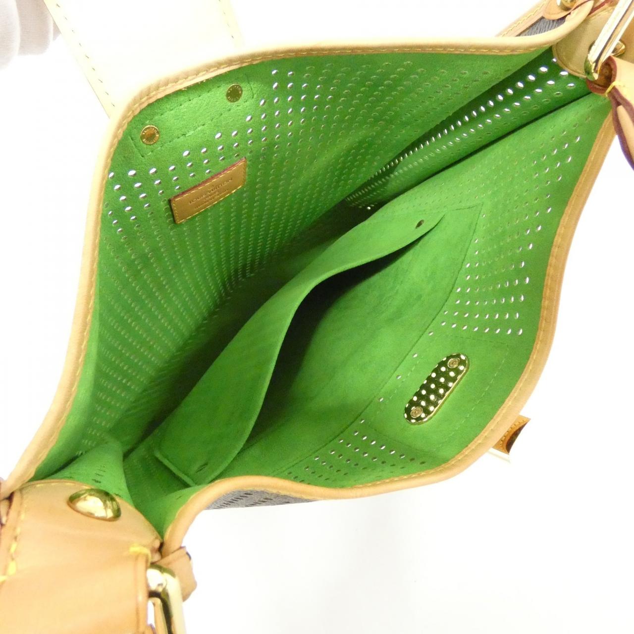 ルイヴィトン モノグラム ペルフォ ミュゼット M95173 ショルダーバッグ