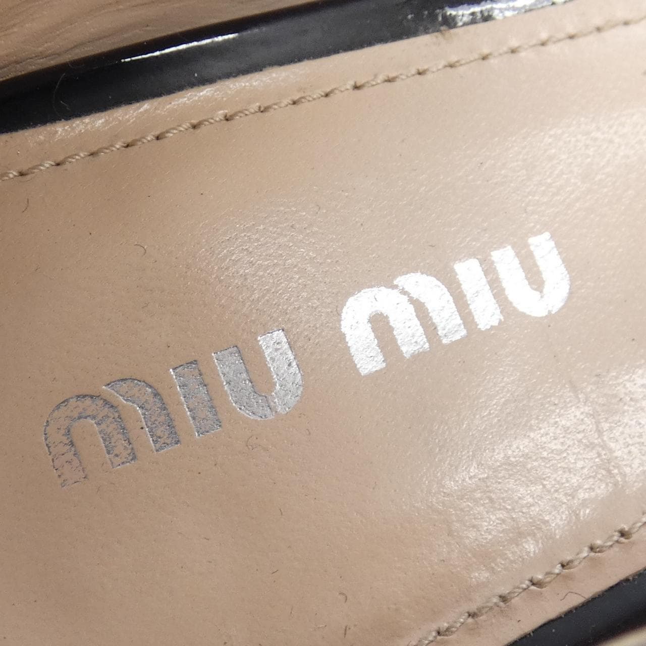 ミュウミュウ MIU MIU パンプス