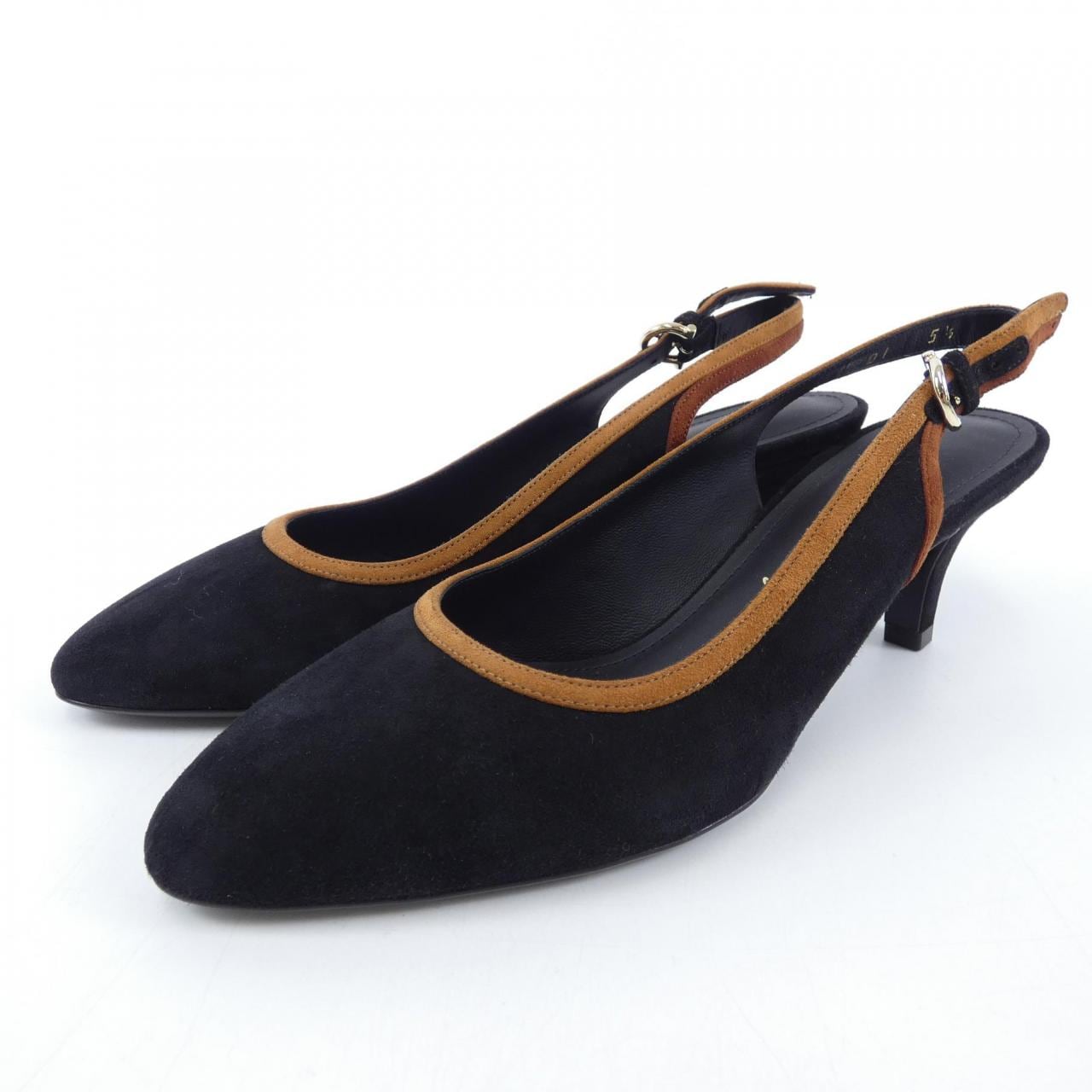 サルヴァトーレフェラガモ SALVATORE FERRAGAMO パンプス