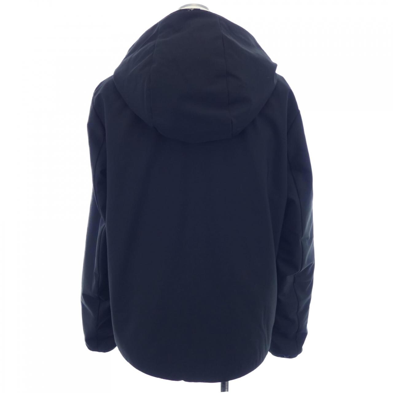 モンクレール MONCLER ダウンジャケット