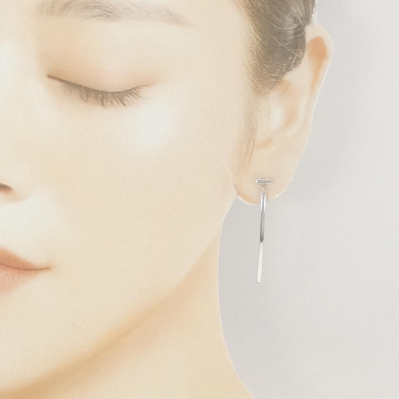 TIFFANY T wire bar earrings