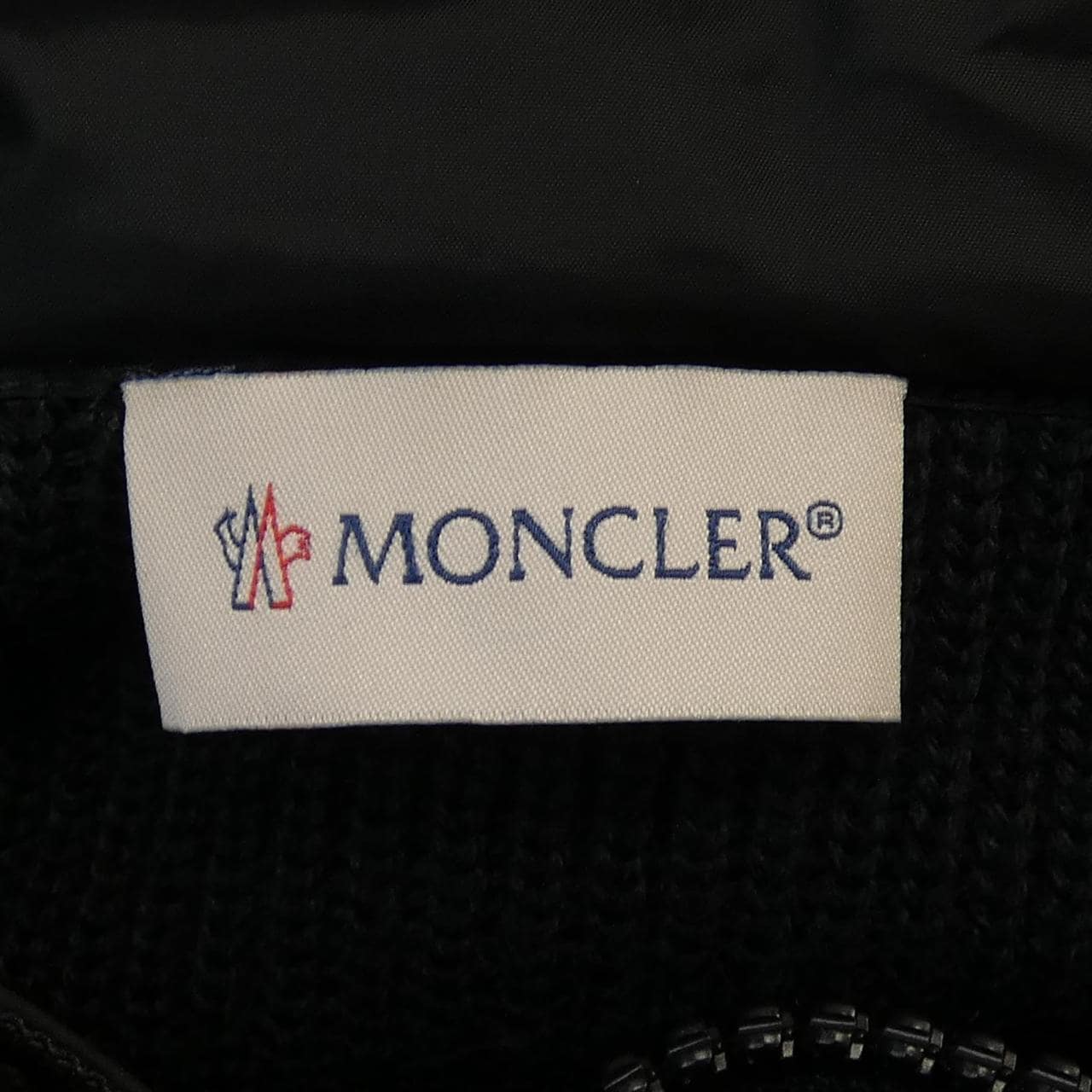 モンクレール MONCLER 20919B50800 ダウンジャケット