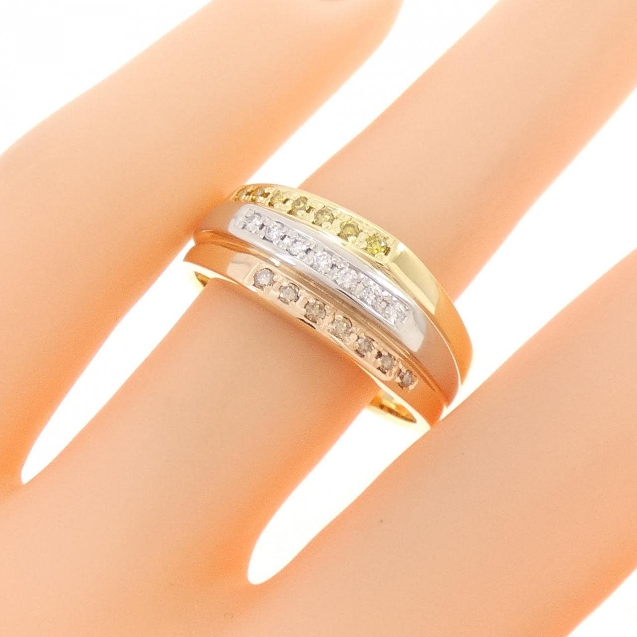 K18YG/PT900/K18PG ダイヤモンド リング 0.21CT