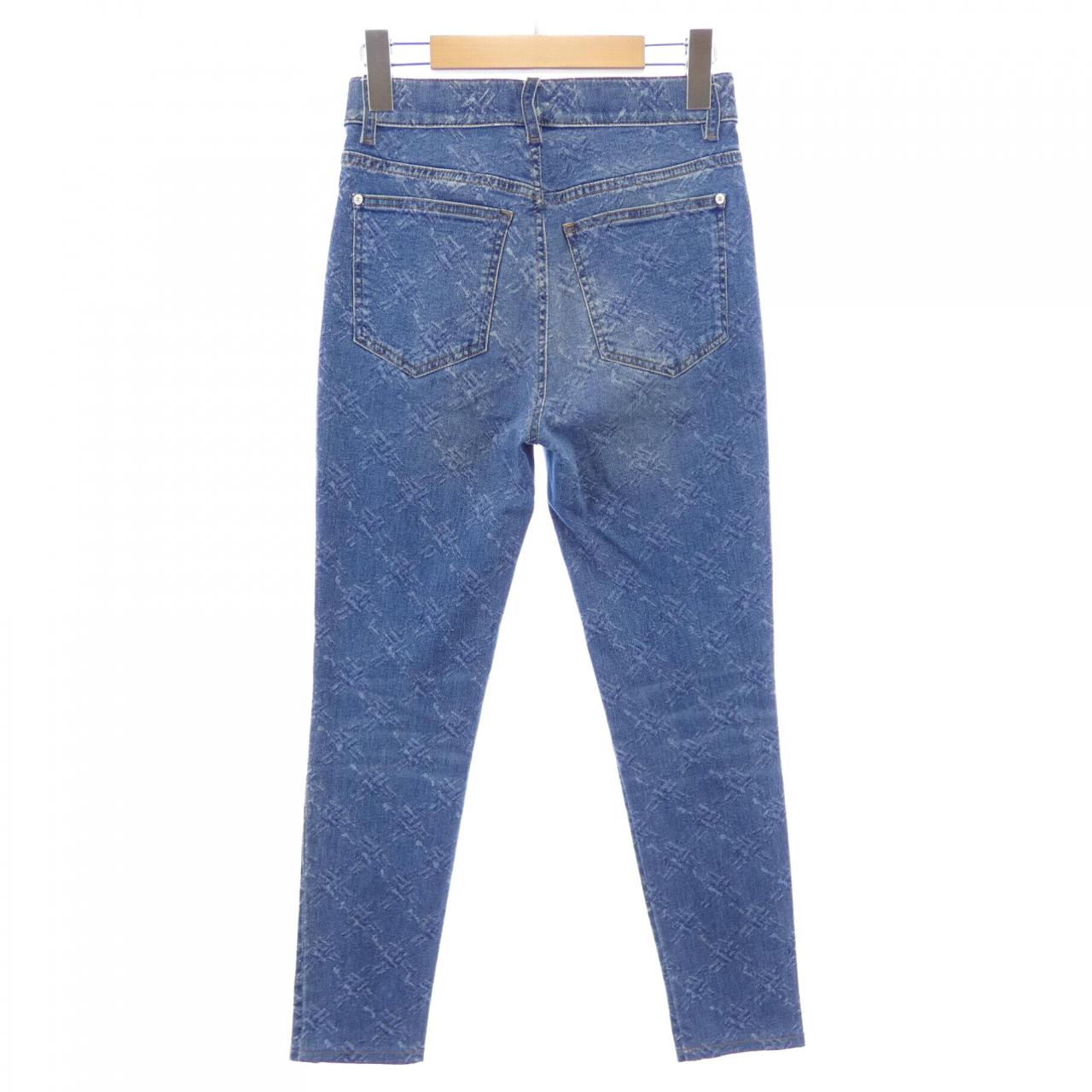 シャネル CHANEL P62010V47631 19B ジーンズ