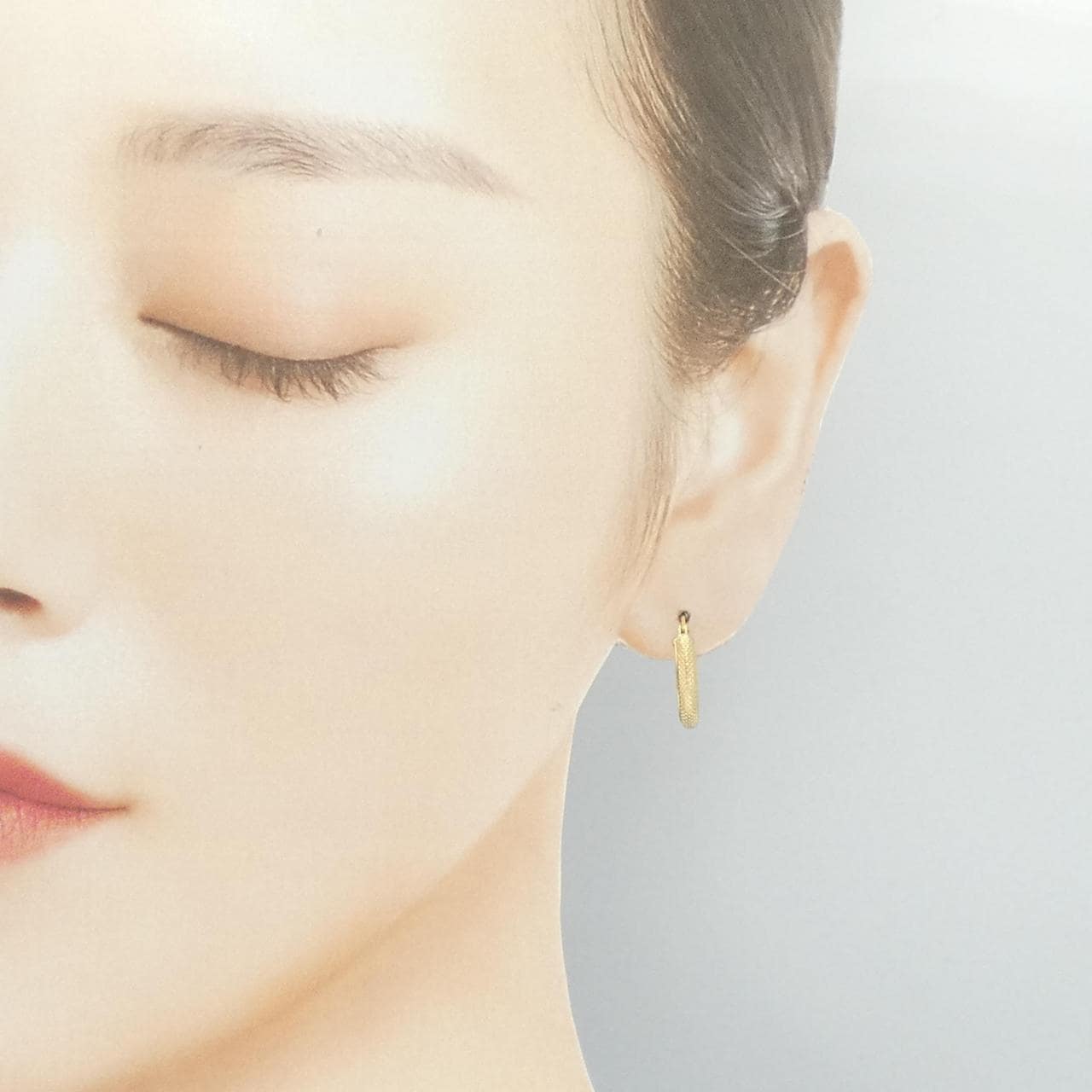 ウノアエレ 750YG ピアス