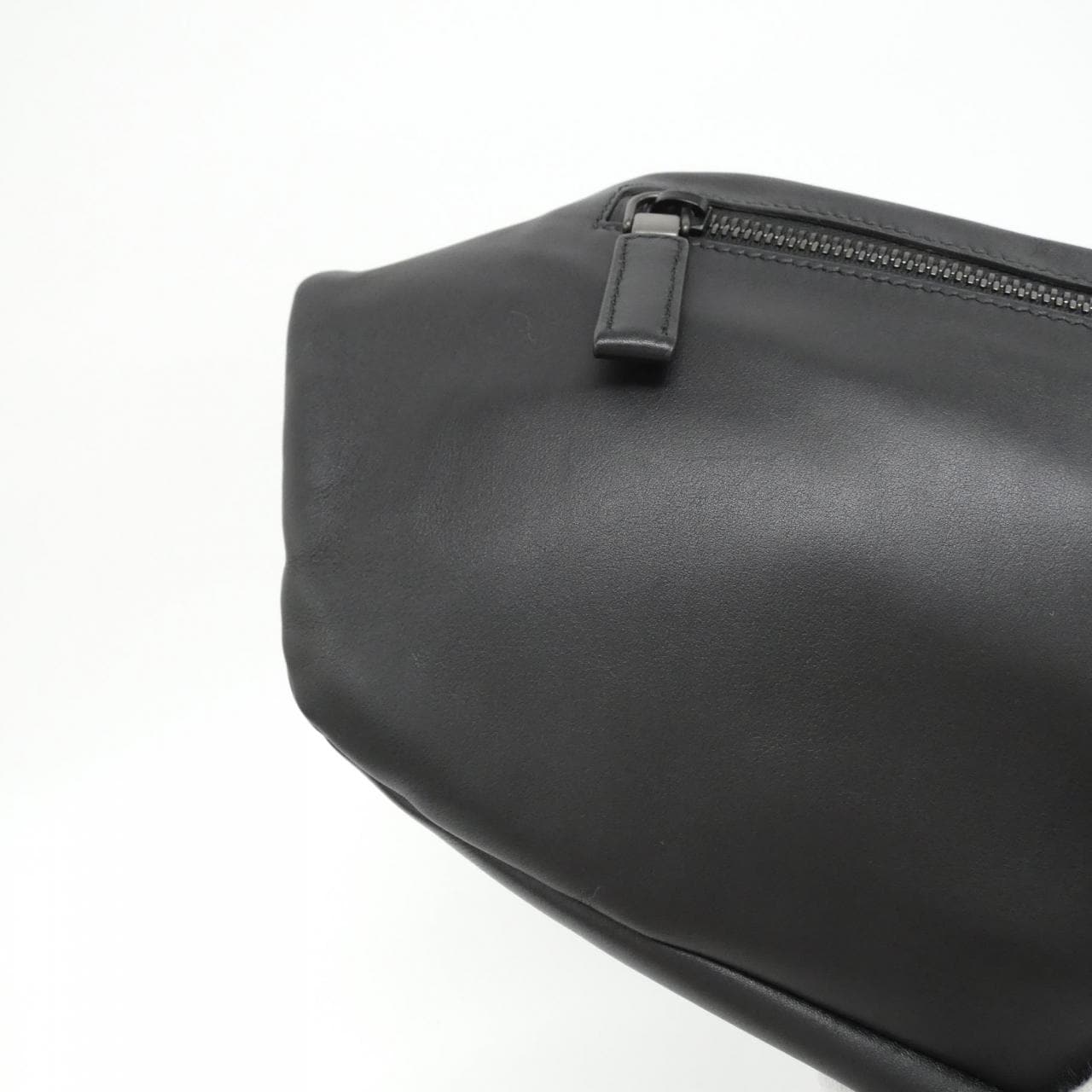 Prada 2VH127腰包