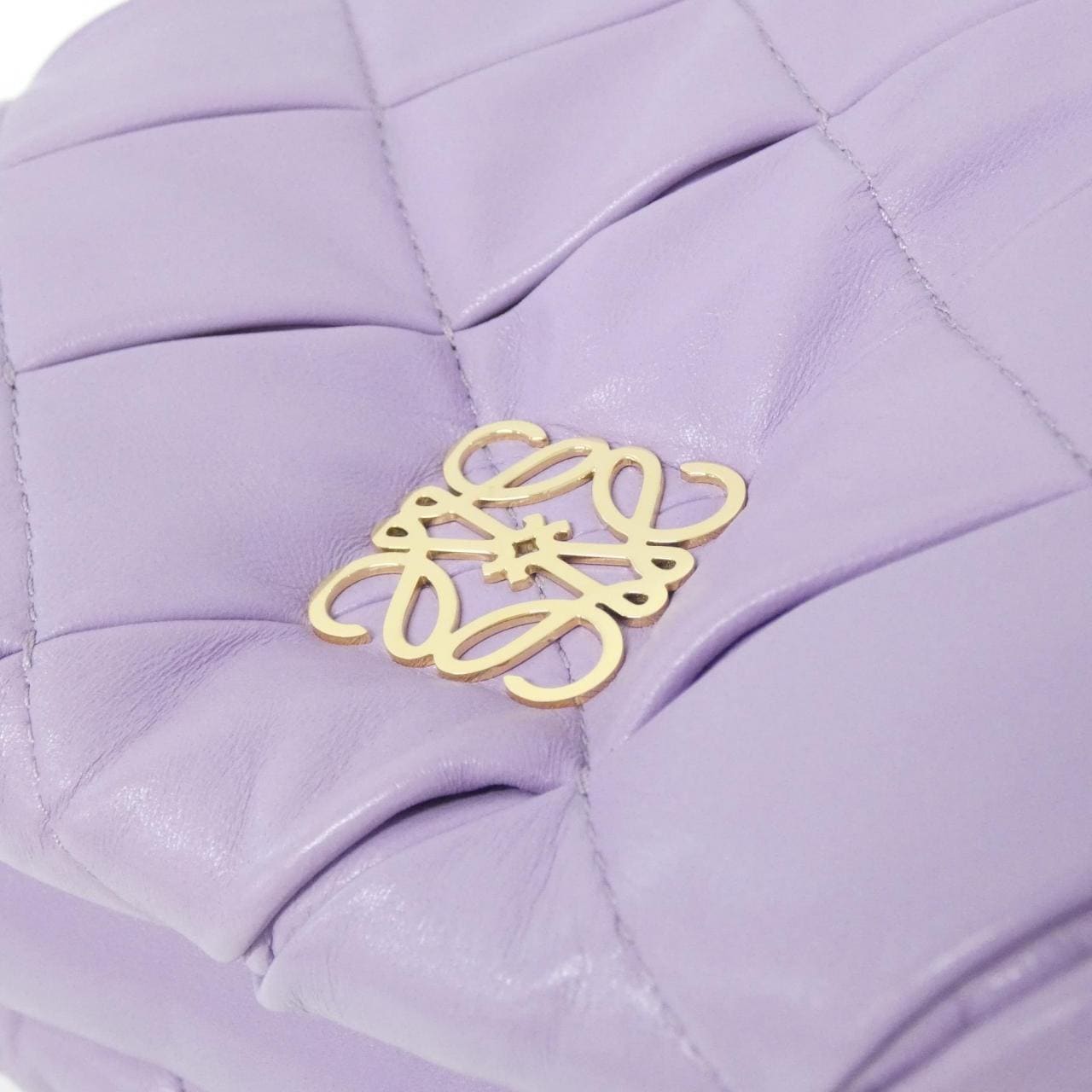 【新品】ロエベ GOYA PUFFER PLEATED BAG A896P41X14 ショルダーバッグ