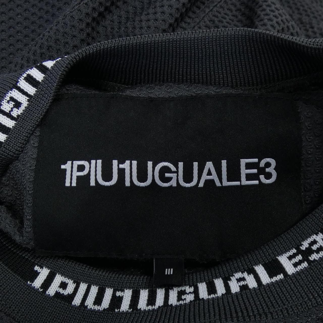 ウノピゥウノウグァーレトレリラックス 1PIU1UGUALE3 RELAX トップス