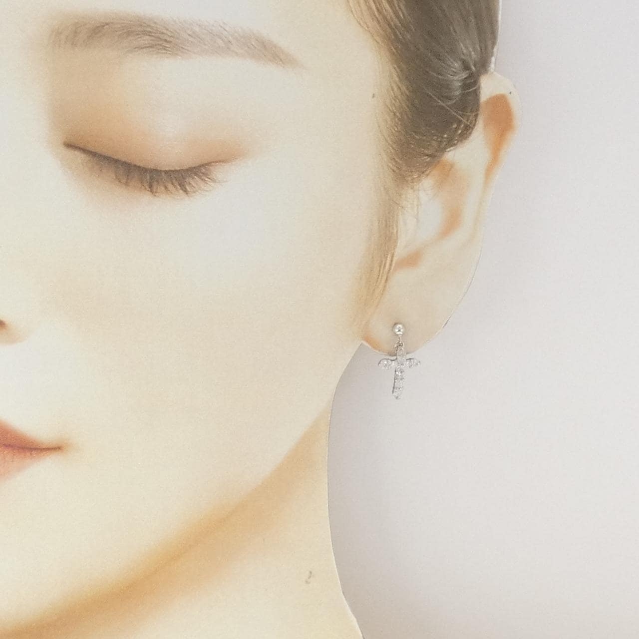 PT900 クロス ダイヤモンド ピアス 0.50CT