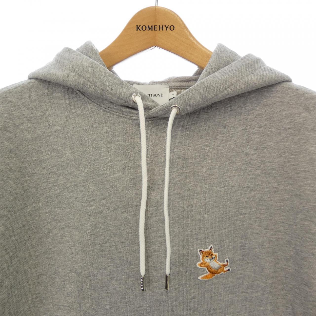 メゾンキツネ MAISON KITSUNE IU00355KM0001 パーカー