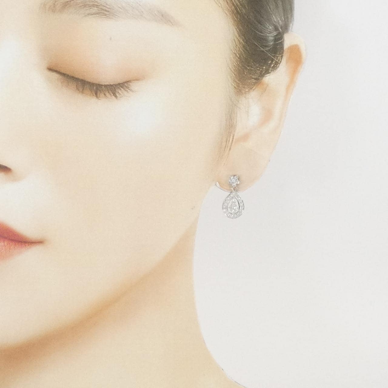 PT900 フラワー ダイヤモンド ピアス 0.60CT