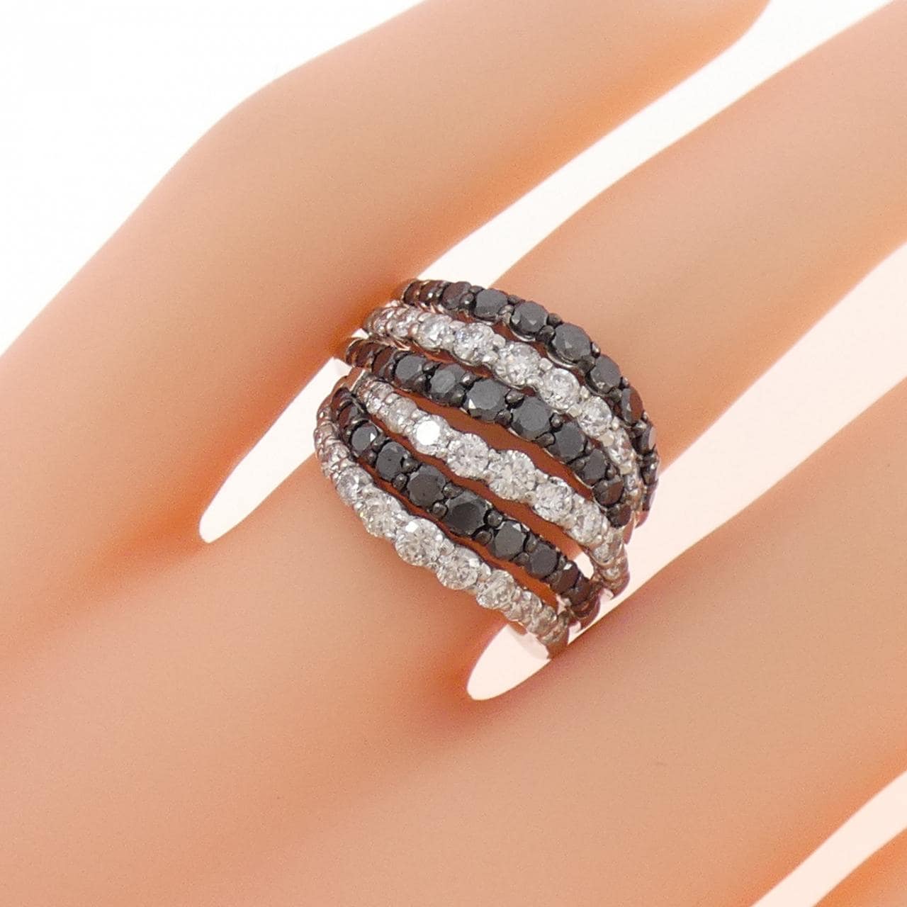 K18WG/K18BG ダイヤモンド リング 2.00CT