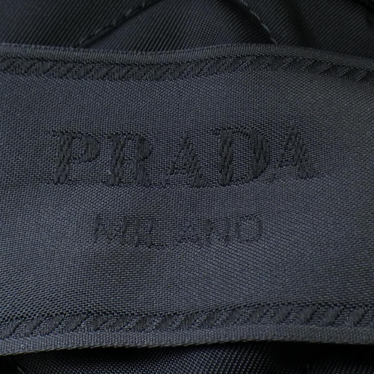 プラダ PRADA トライアングルロゴ SGC824 SOOO 1WQ8 ブルゾン